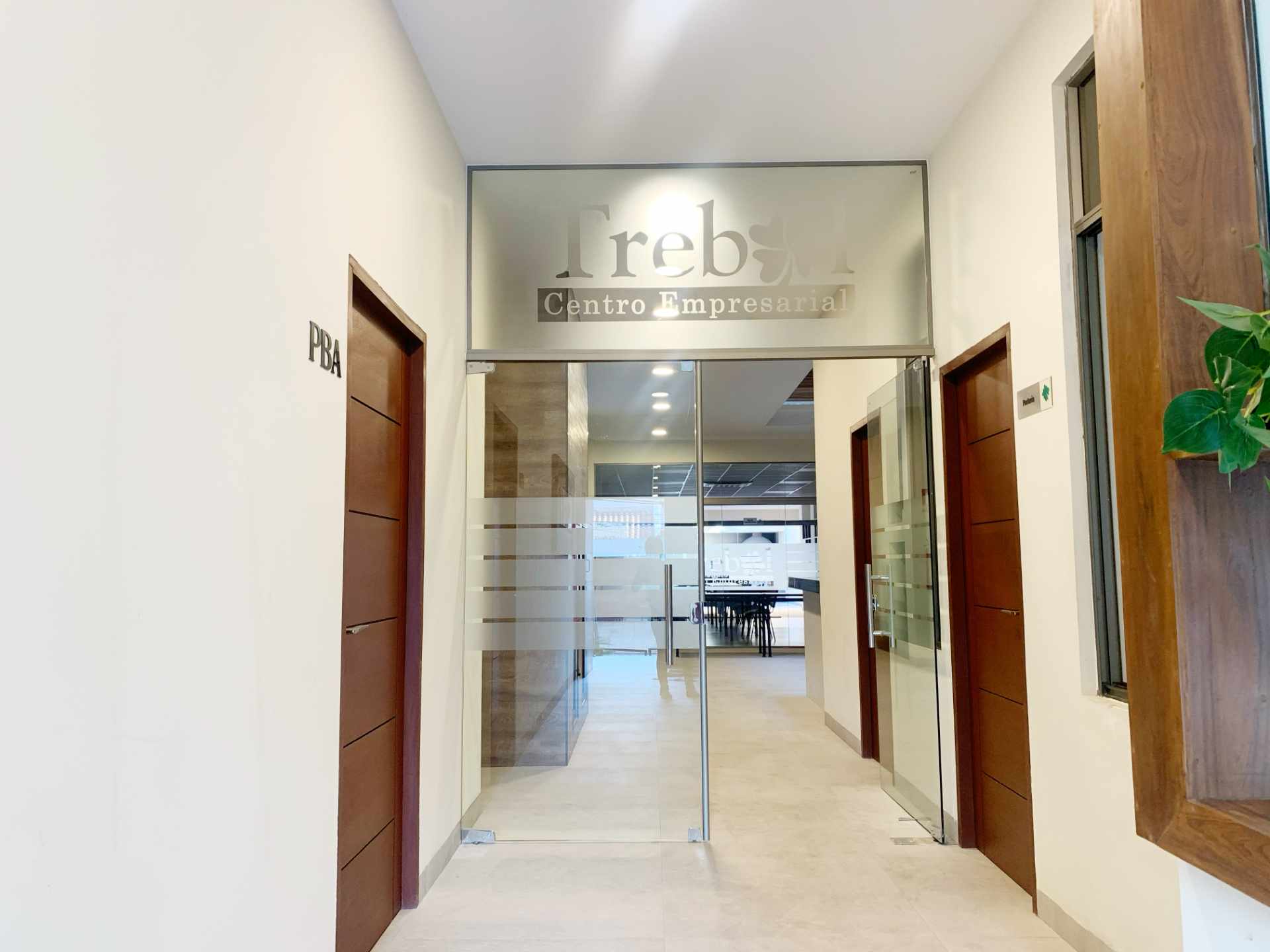 En Alquiler a $us 900 Foto 16