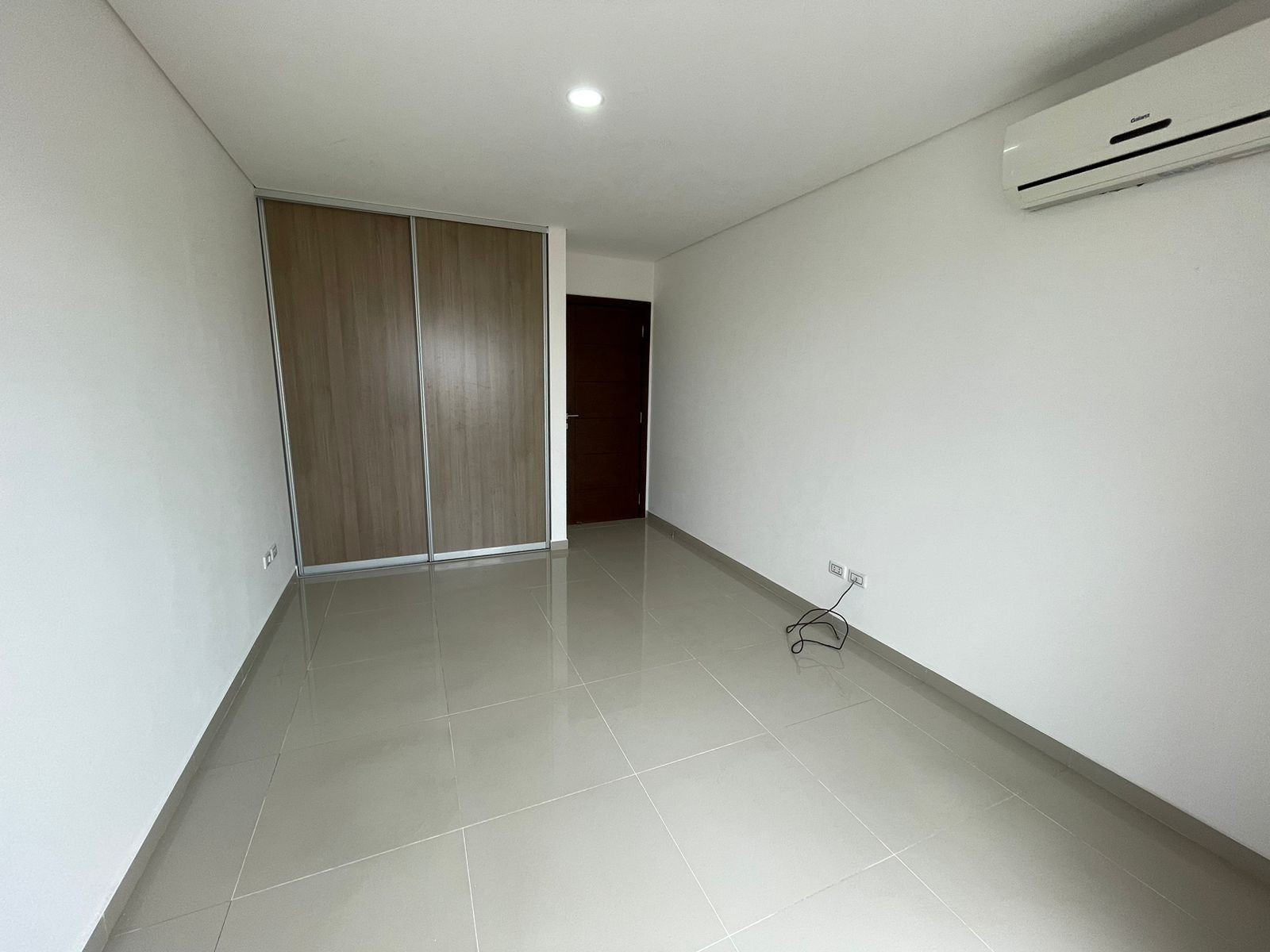 Departamento Av. Alemana entre 2do y 3er Anillo  Foto 6