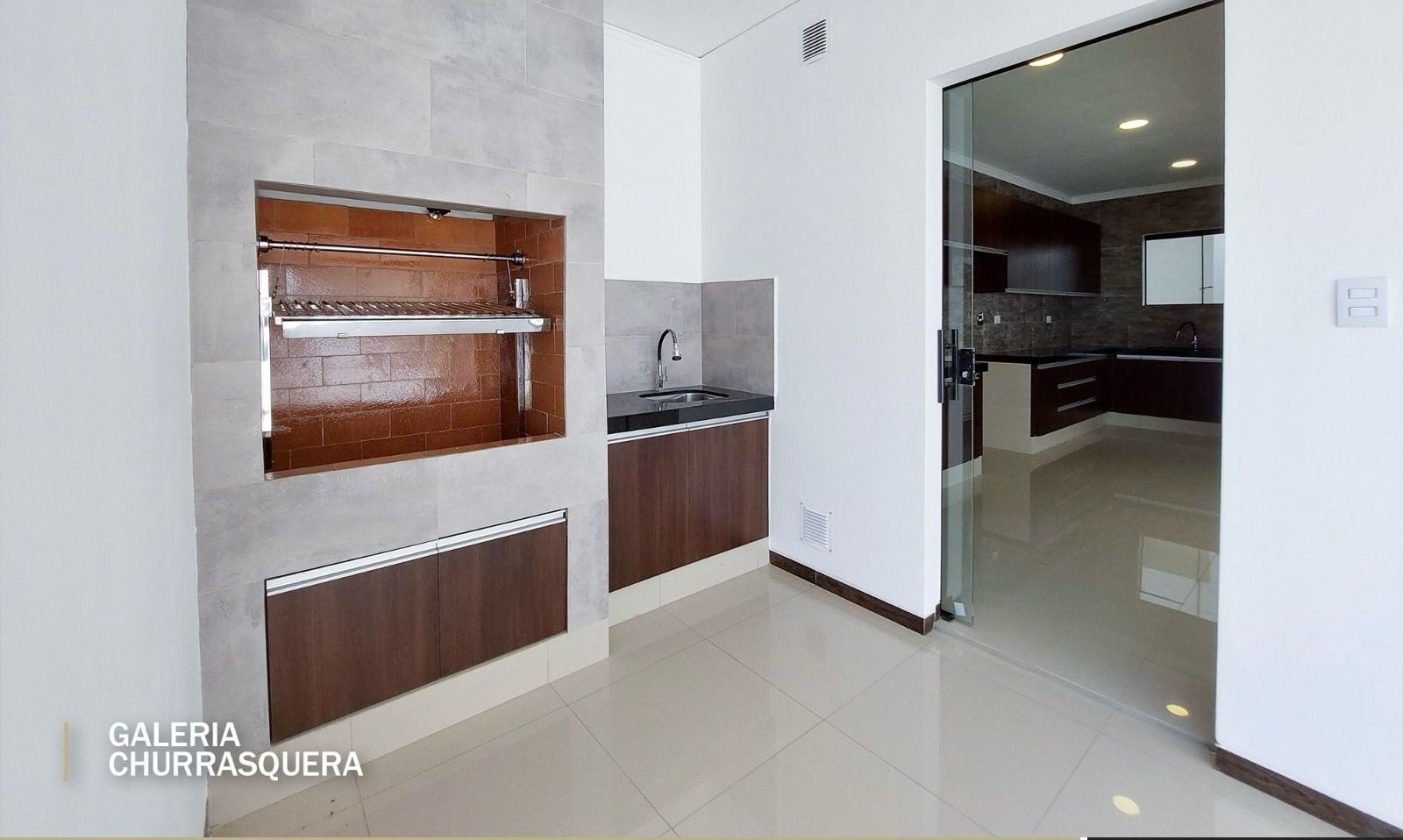 En Venta a $us 460,000 Foto 12