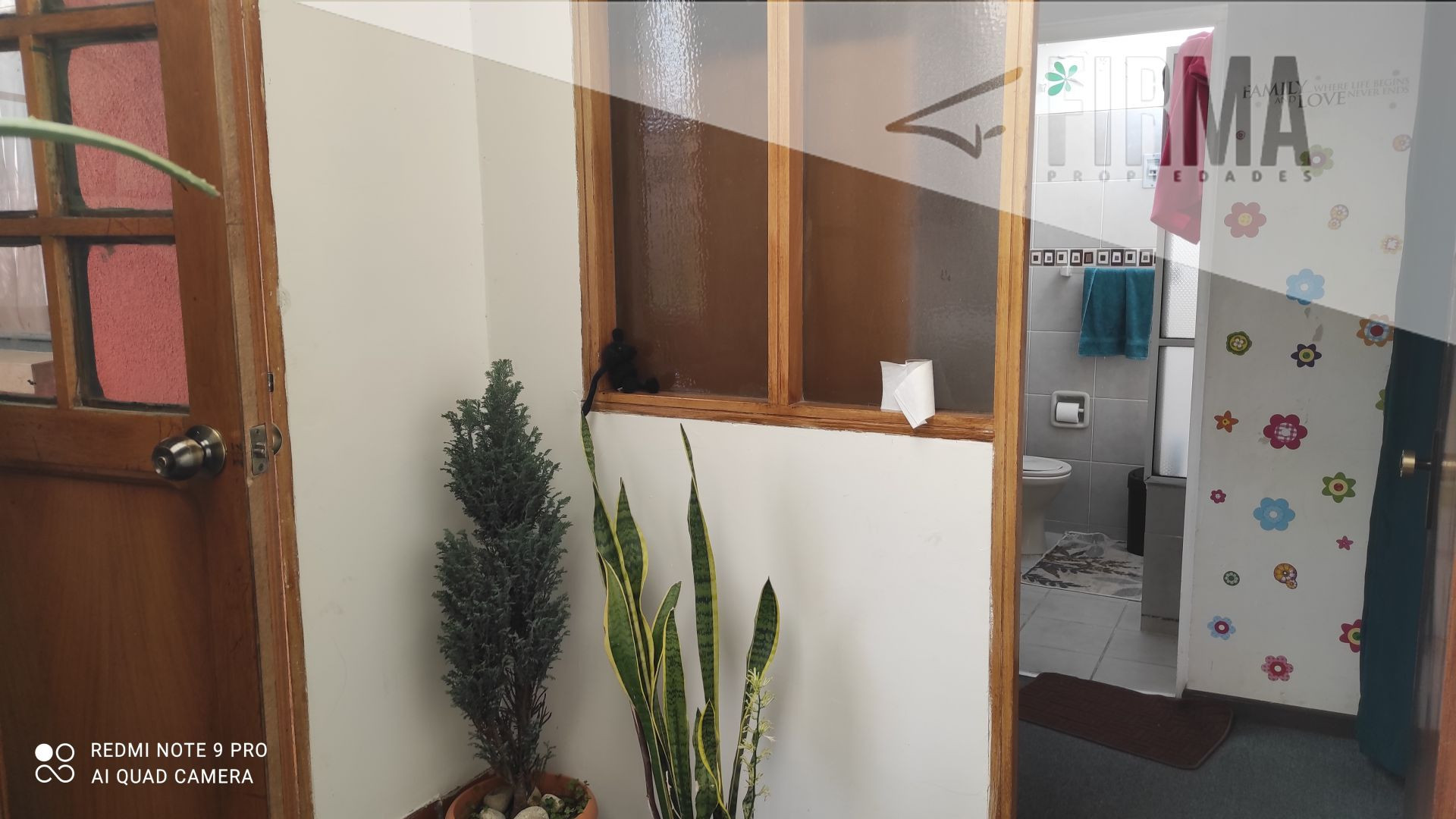 Casa en Seguencoma en La Paz 4 dormitorios 4 baños 3 parqueos Foto 13