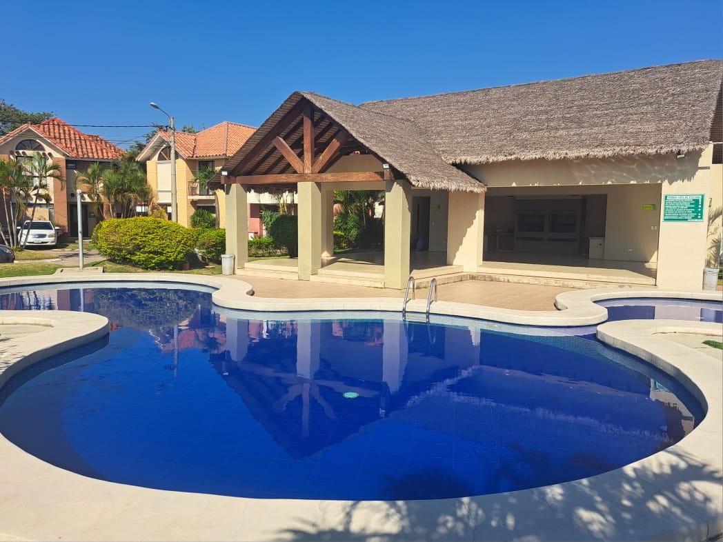 En Alquiler a Bs 8,500 Foto 18