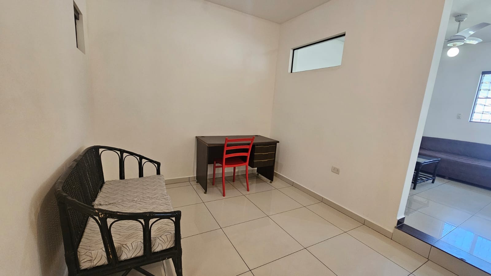 Casa en Urubó en Santa Cruz de la Sierra 3 dormitorios 2 baños 2 parqueos Foto 4