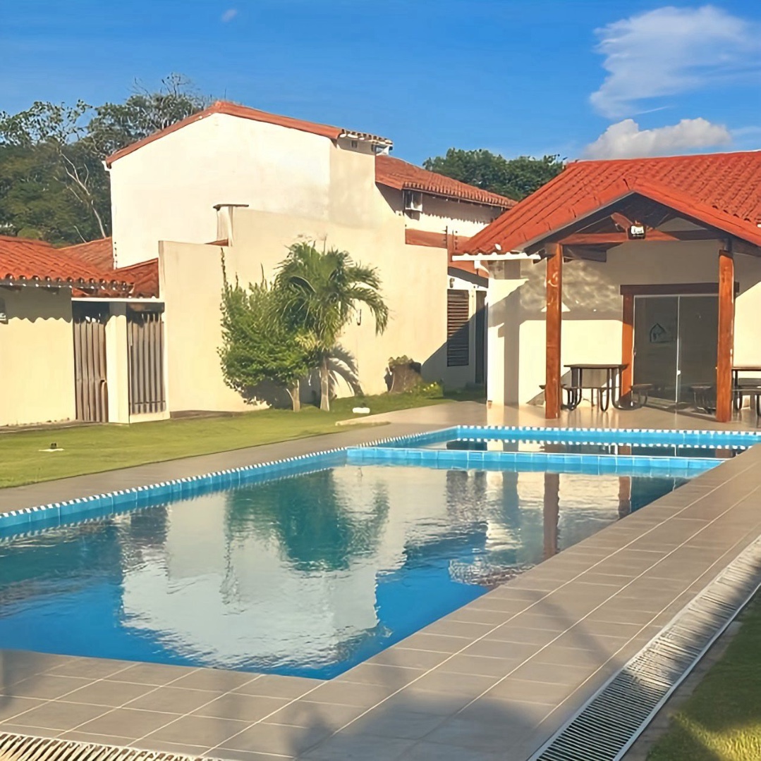 Casa en Urubó en Santa Cruz de la Sierra 4 dormitorios 3 baños 3 parqueos Foto 25