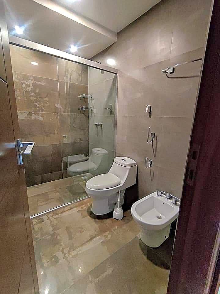 Casa en VentaCasa 4to anillo y Av. Pirai 3 dormitorios 2 baños 2 parqueos Foto 11