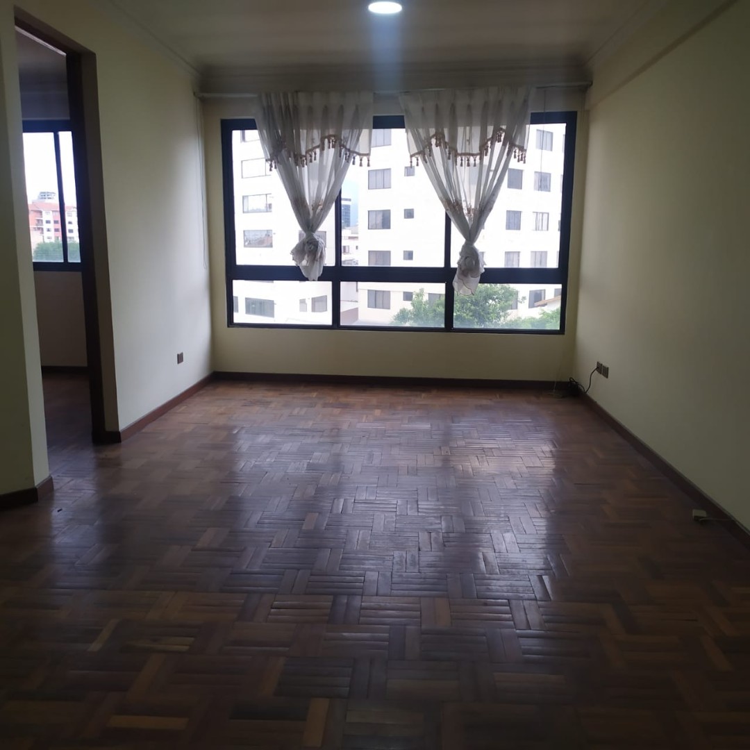 Departamento en AlquilerAvenida Oquendo esquina venezuela  1 dormitorios 1 baños  Foto 4