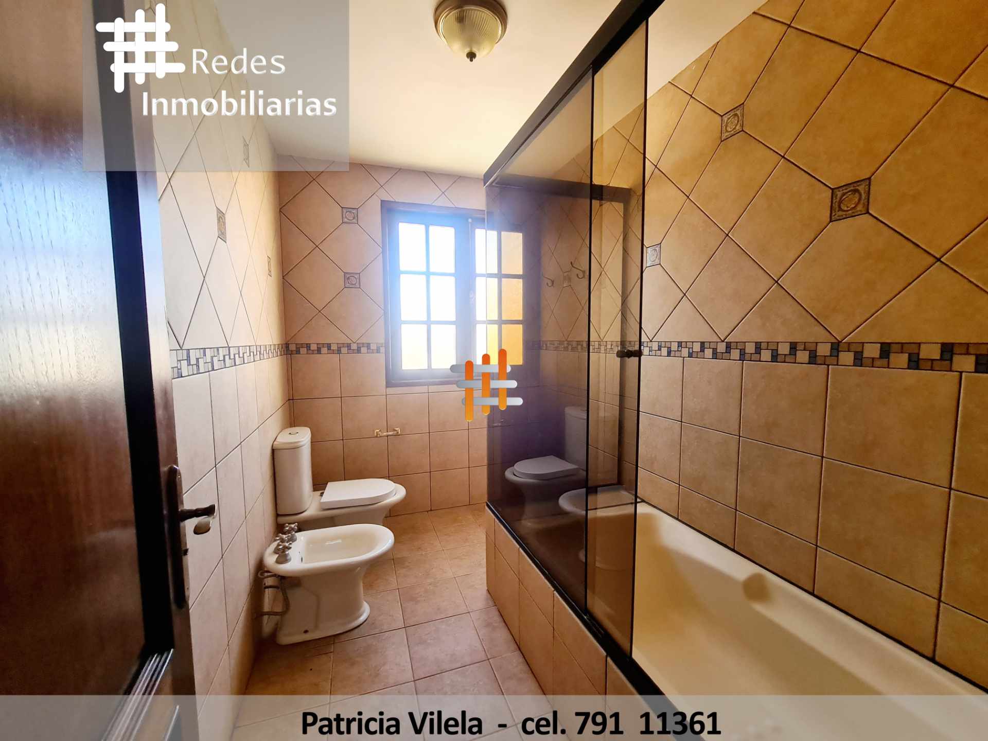 Casa en Auquisamaña en La Paz 3 dormitorios 5 baños 4 parqueos Foto 13