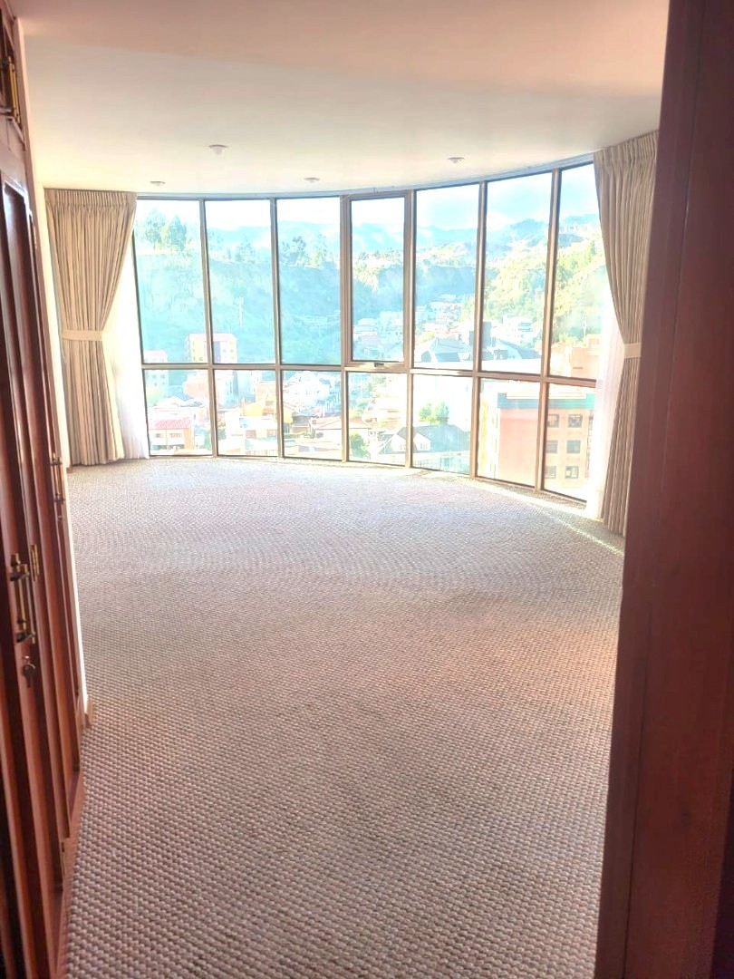 En Alquiler a Bs 9,000 Foto 4