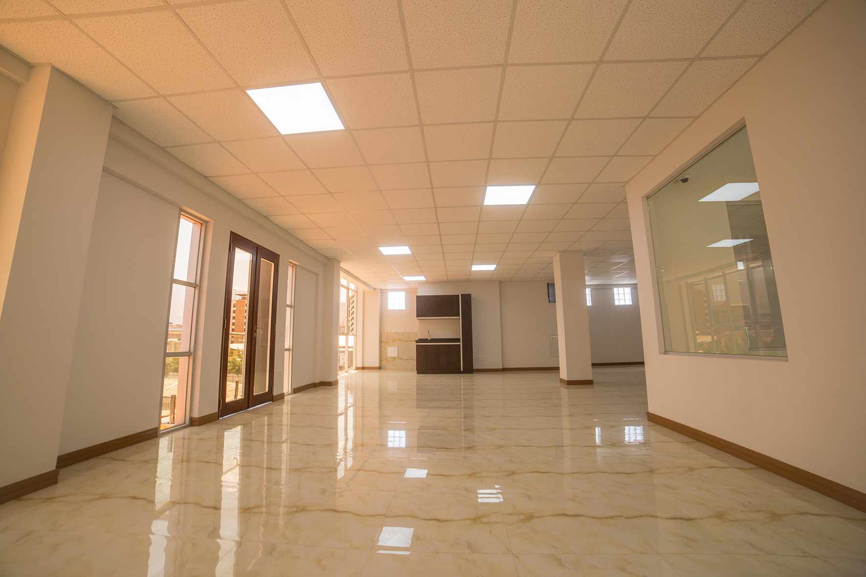 Oficina en AlquilerCalle Jordán entre 25 de Mayo y Esteban Arce Foto 14