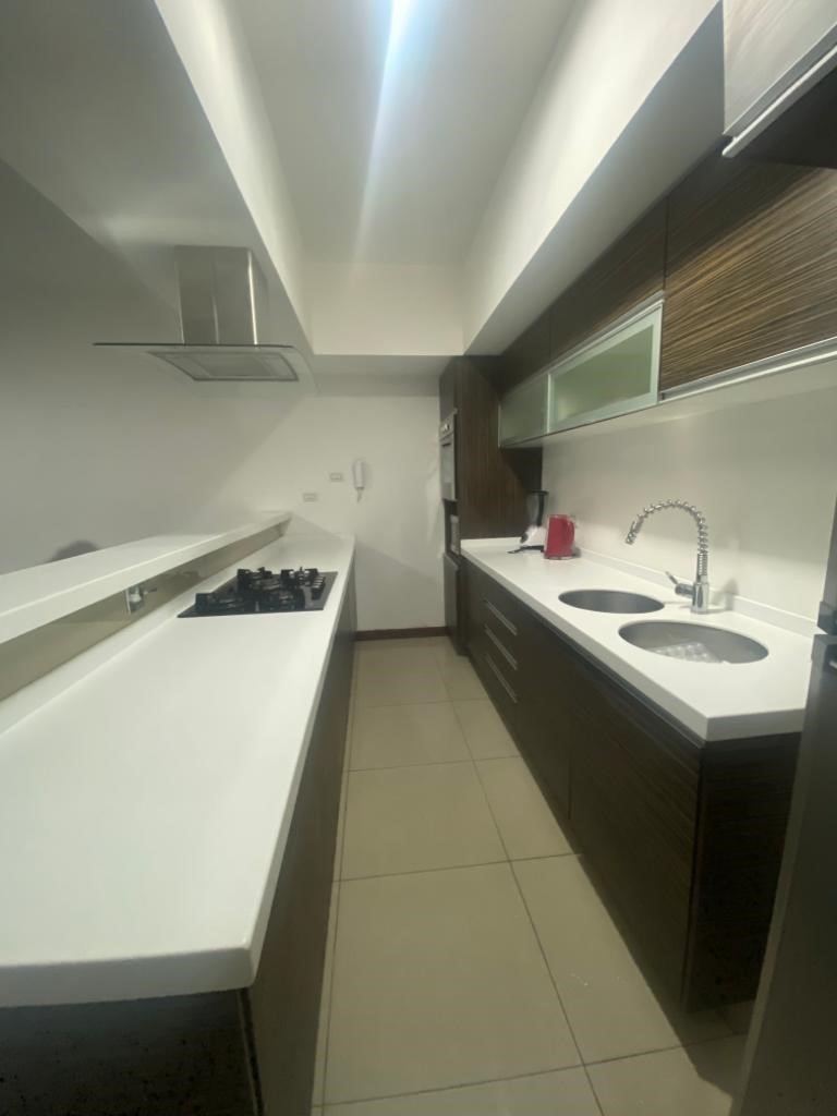 Departamento en VentaAVENIDA BENI ENTRE 2DO Y 3ER ANILLO CONDOMINIO IBIZA 2 dormitorios 2 baños 1 parqueos Foto 12