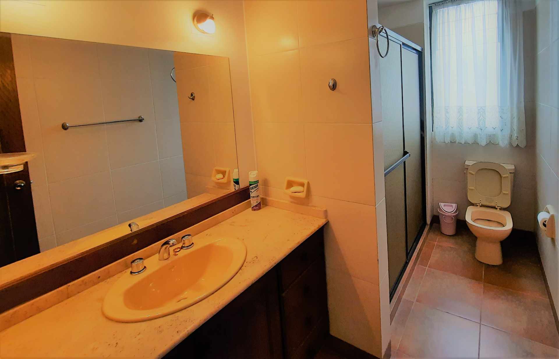 Departamento en AlquilerCalle 24 de Calacoto con Av. Ballivián 4 dormitorios 4 baños  Foto 37