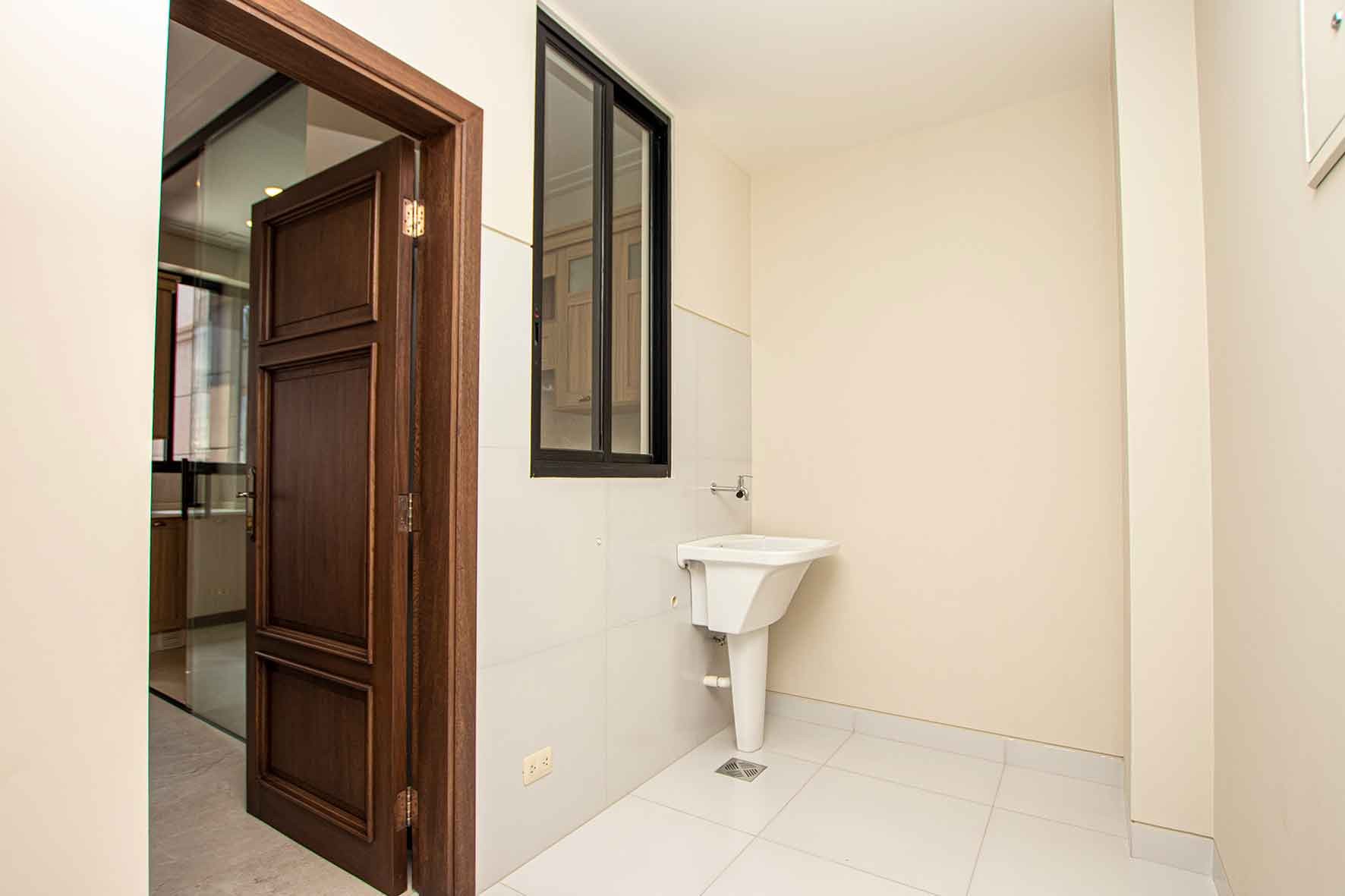 Departamento en VentaParque Fidel Anze - Av. Pando esq. C. Alvestegui - Norte Foto 9