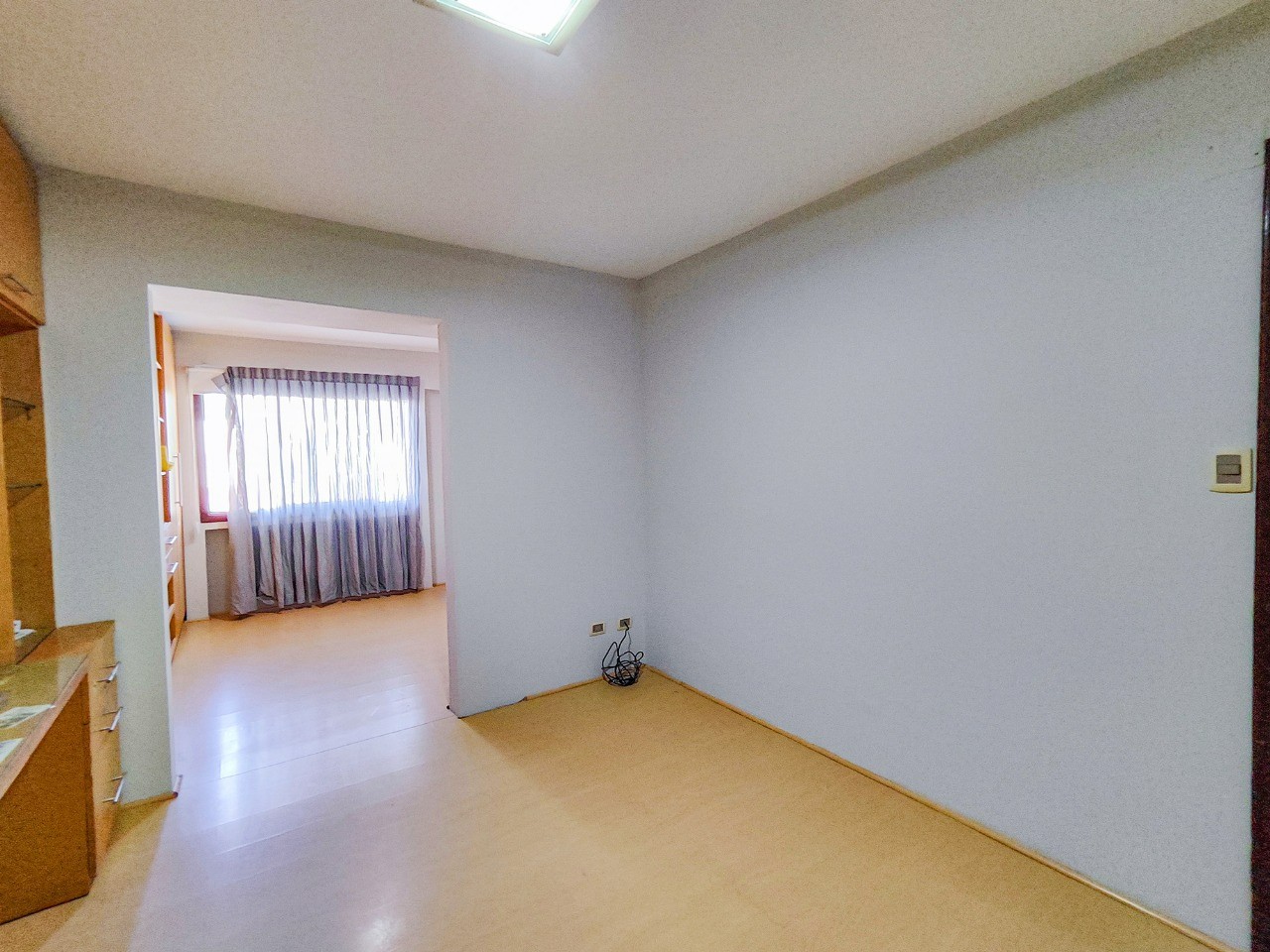 Casa en AlquilerCond. La Hacienda I, 5to. Anillo entre Av. Banzer y Av. Beni 4 dormitorios 3 baños 1 parqueos Foto 4