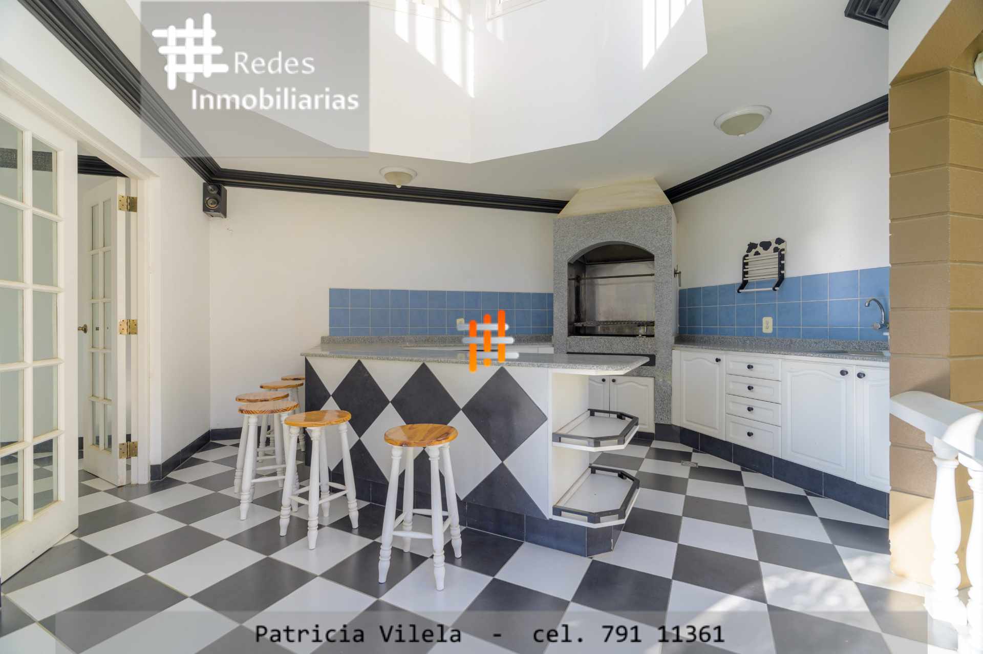Casa en VentaHERMOSA RESIDENCIA EN VENTA  ACHUMANI EN CONDOMINIO PRIVADO 4 dormitorios 7 baños 2 parqueos Foto 17