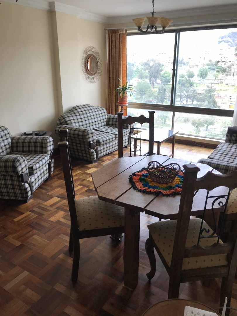 Departamento Edificio Alcázar, Torre Granada, Calle Federico Suazo esq. Batallón Colorados. A una cuadra de la Plaza del Estudiante/Prado. Foto 13