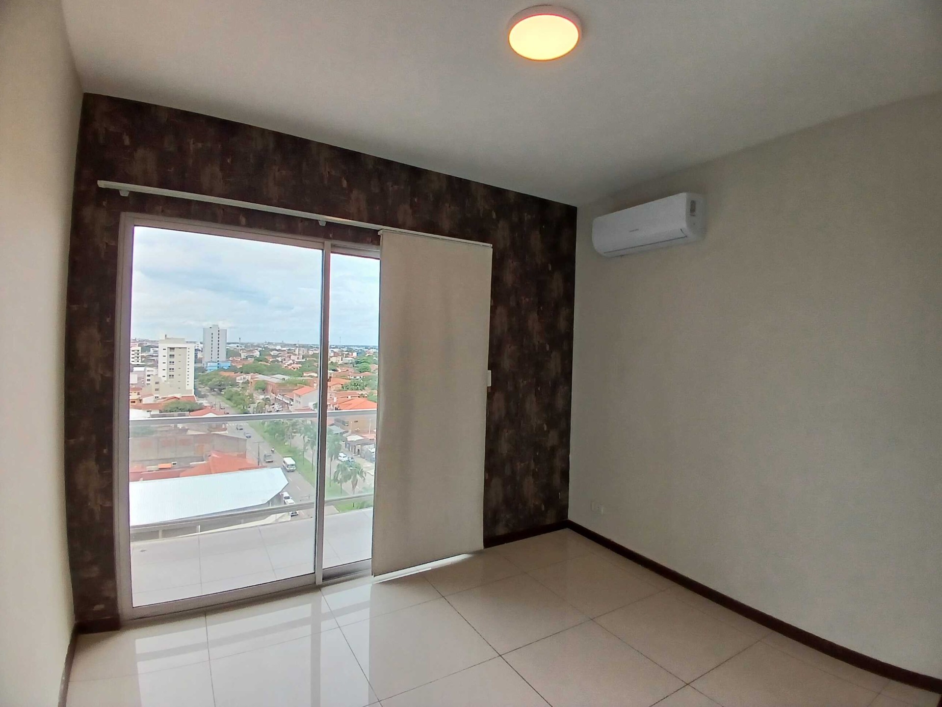Departamento 📢 ALQUILER DPTO EN COND. CURUPAU – AV. PARAGUA Foto 16