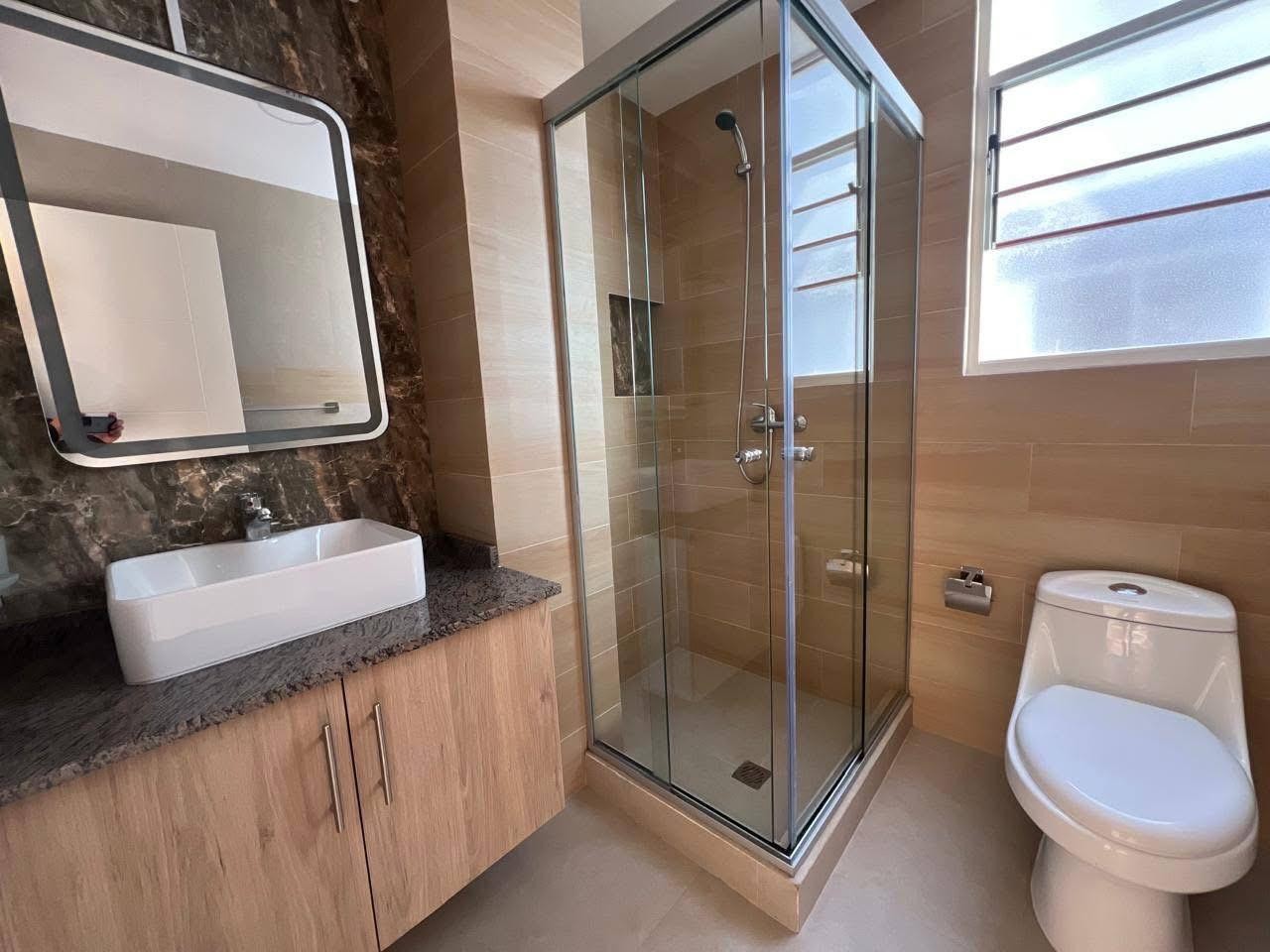 En Venta a $us 120,000 Foto 6