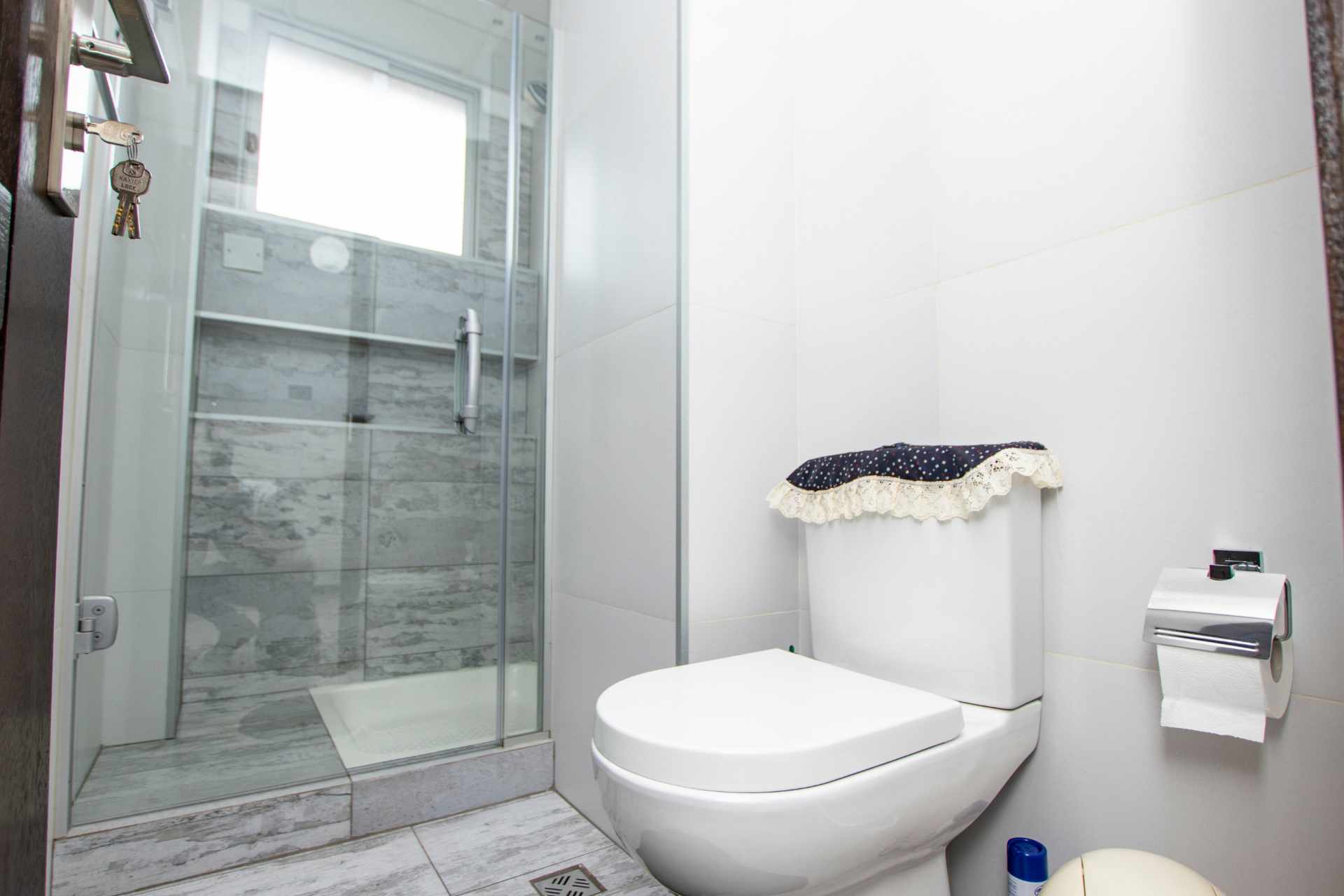 Departamento en AnticréticoCalle Buenos Aires y Av. Villarroel, Edif. Torre Ventura 3 dormitorios 3 baños 1 parqueos Foto 9