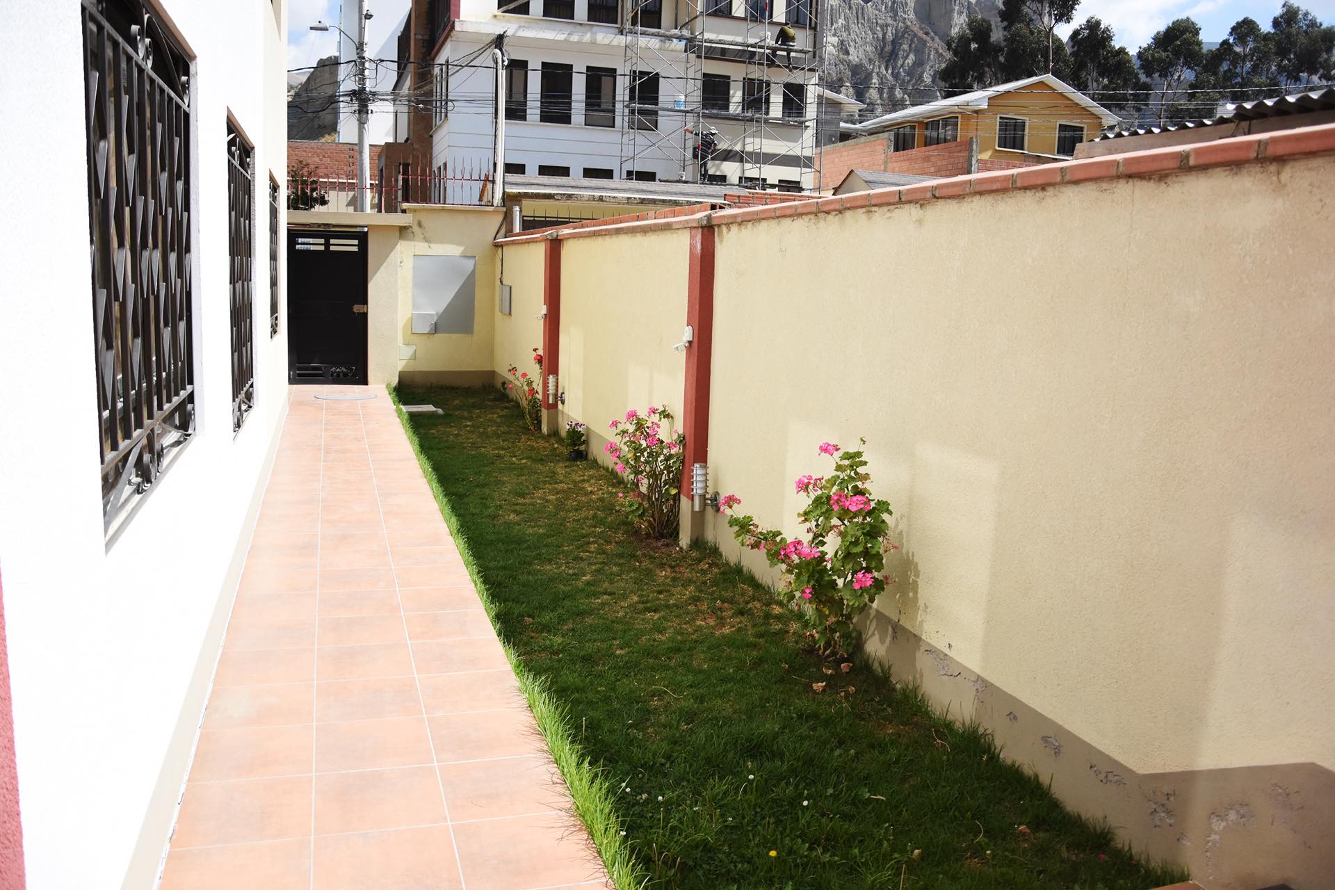 Departamento en Irpavi en La Paz 3 dormitorios 2 baños 1 parqueos Foto 4