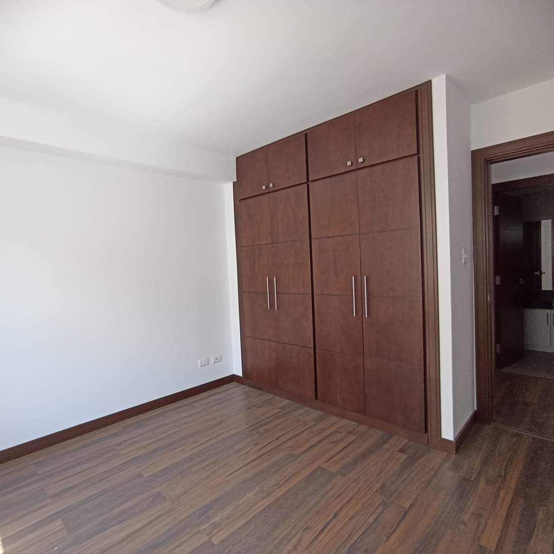 Departamento en Calacoto en La Paz 2 dormitorios 3 baños 1 parqueos Foto 21