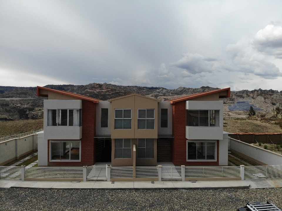 Casa en Achocalla en La Paz 3 dormitorios 4 baños 2 parqueos Foto 27