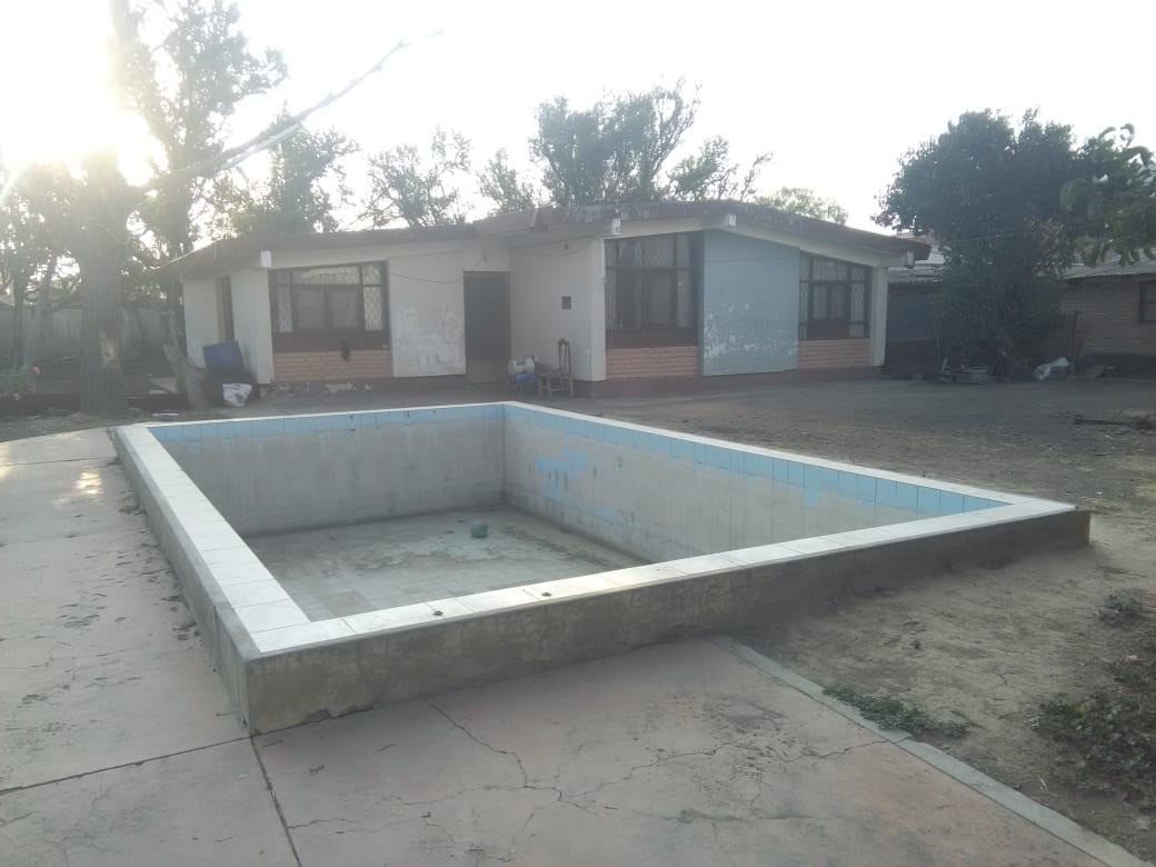 Casa en La Chimba en Cochabamba 6 dormitorios 4 baños 2 parqueos Foto 1