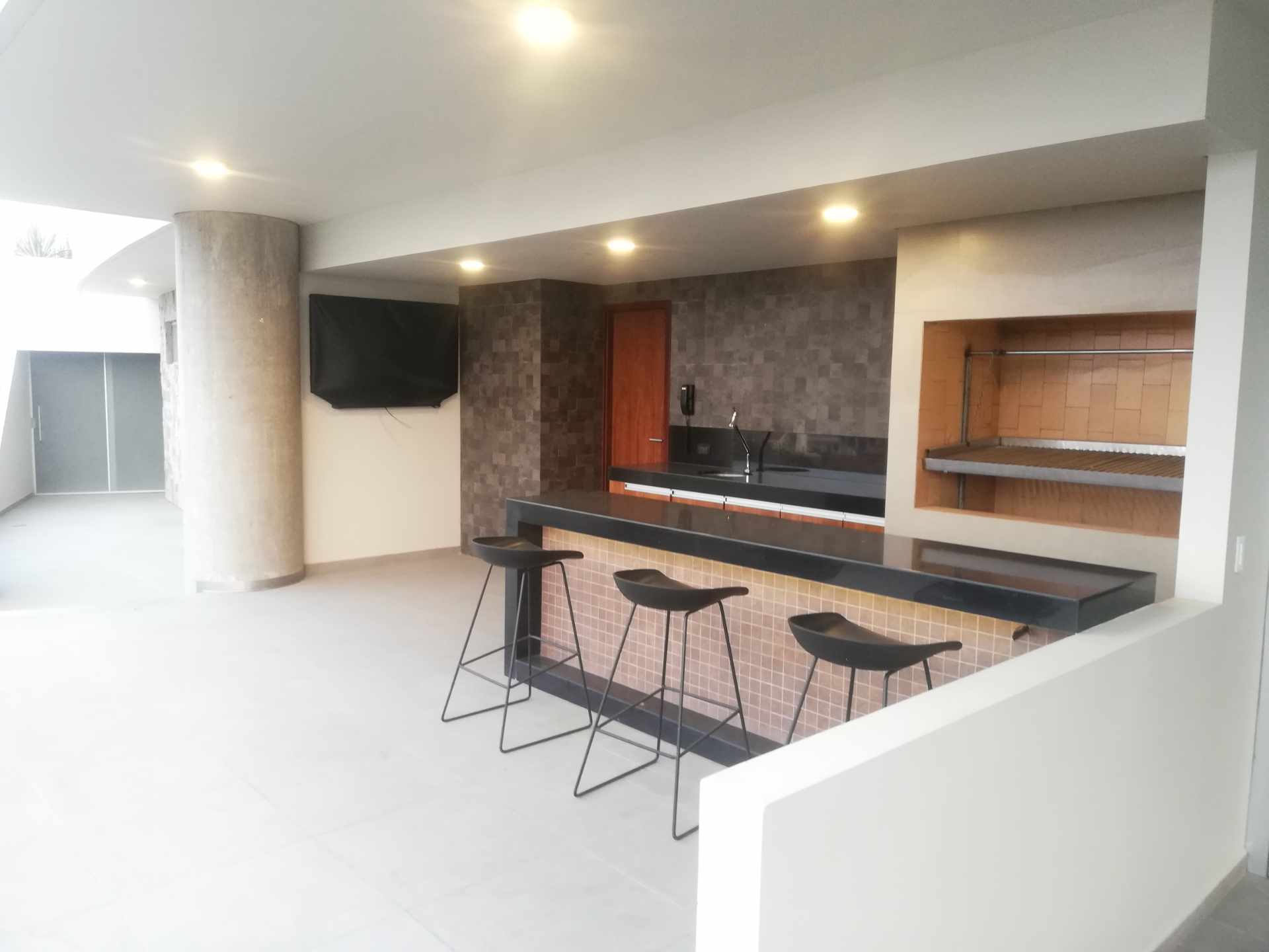 En Alquiler a $us 500 Foto 7