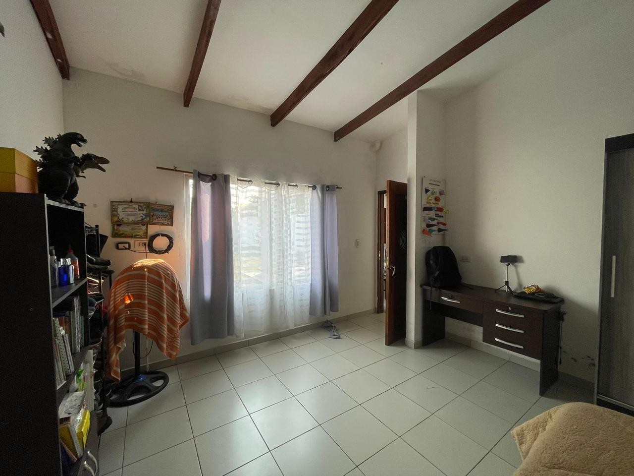 Casa en Venta CASA EN VENTA ZONA WARNES – CERCA AL 2DO ANILLO 2 dormitorios 1 baños 3 parqueos Foto 9