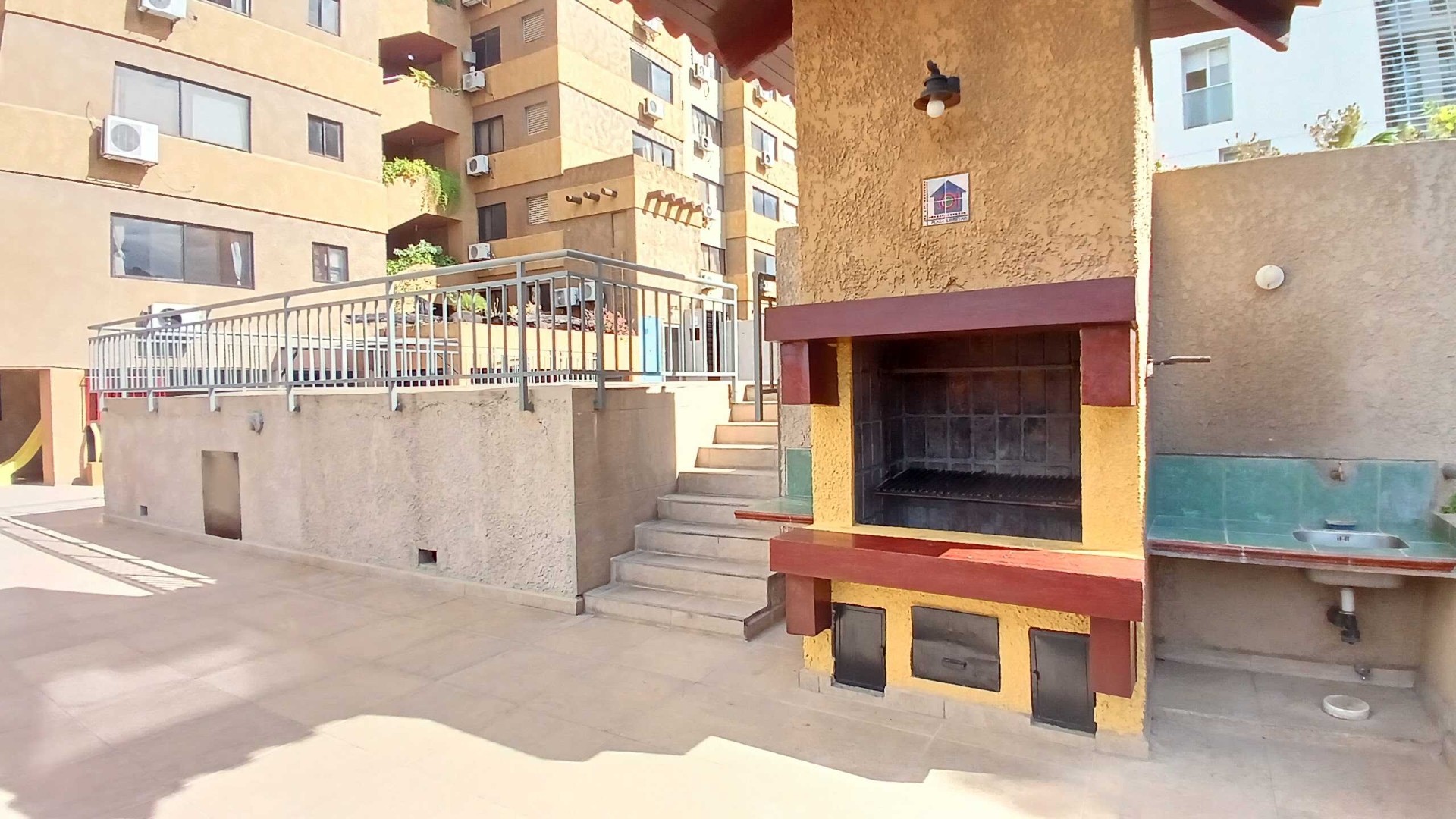 Departamento en Entre 1er y 2do anillo Norte en Santa Cruz de la Sierra 1 dormitorios 1 baños 1 parqueos Foto 17