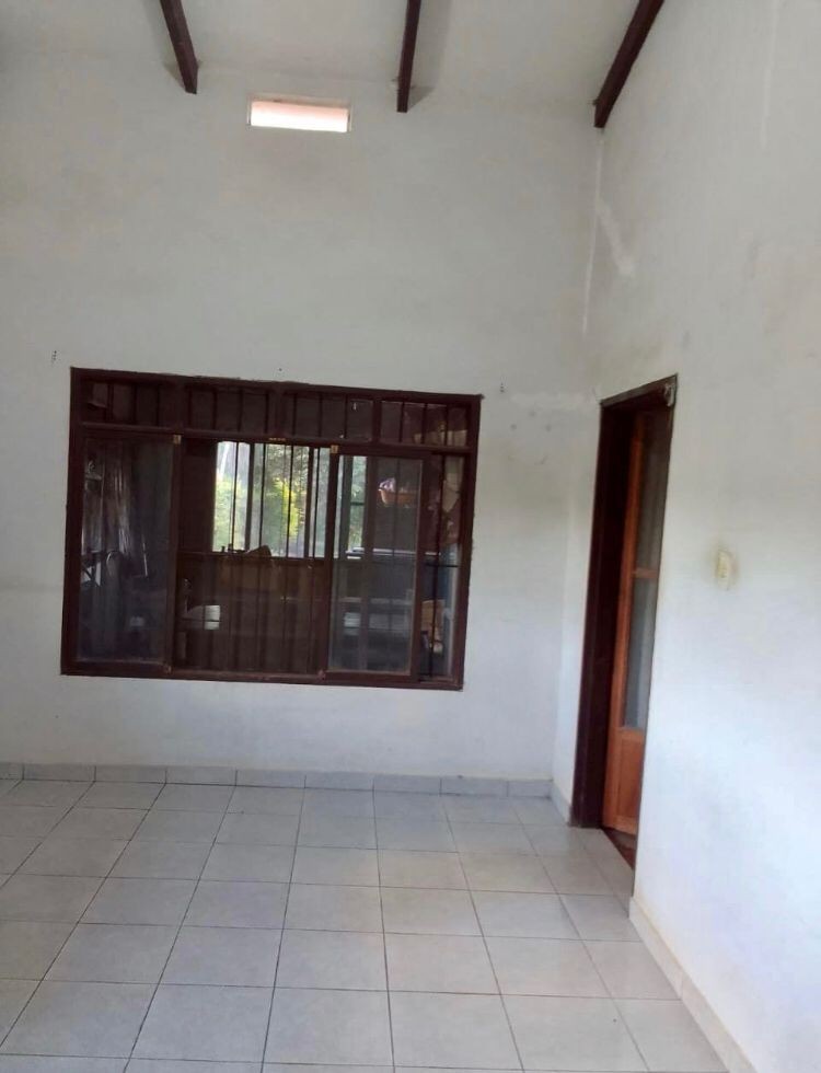 Casa en Entre 8vo y 9no anillo Norte en Santa Cruz de la Sierra 3 dormitorios 1 baños 5 parqueos Foto 3