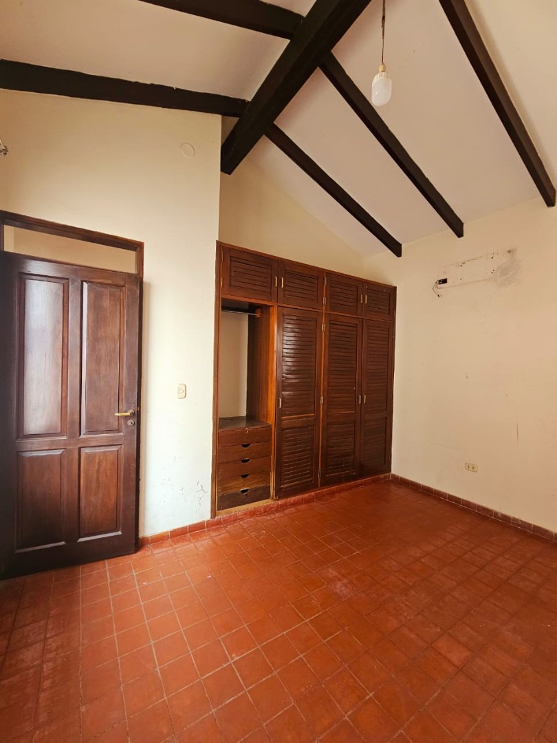 Casa Av. IBERICA - Barrio LAS PALMAS  Foto 17