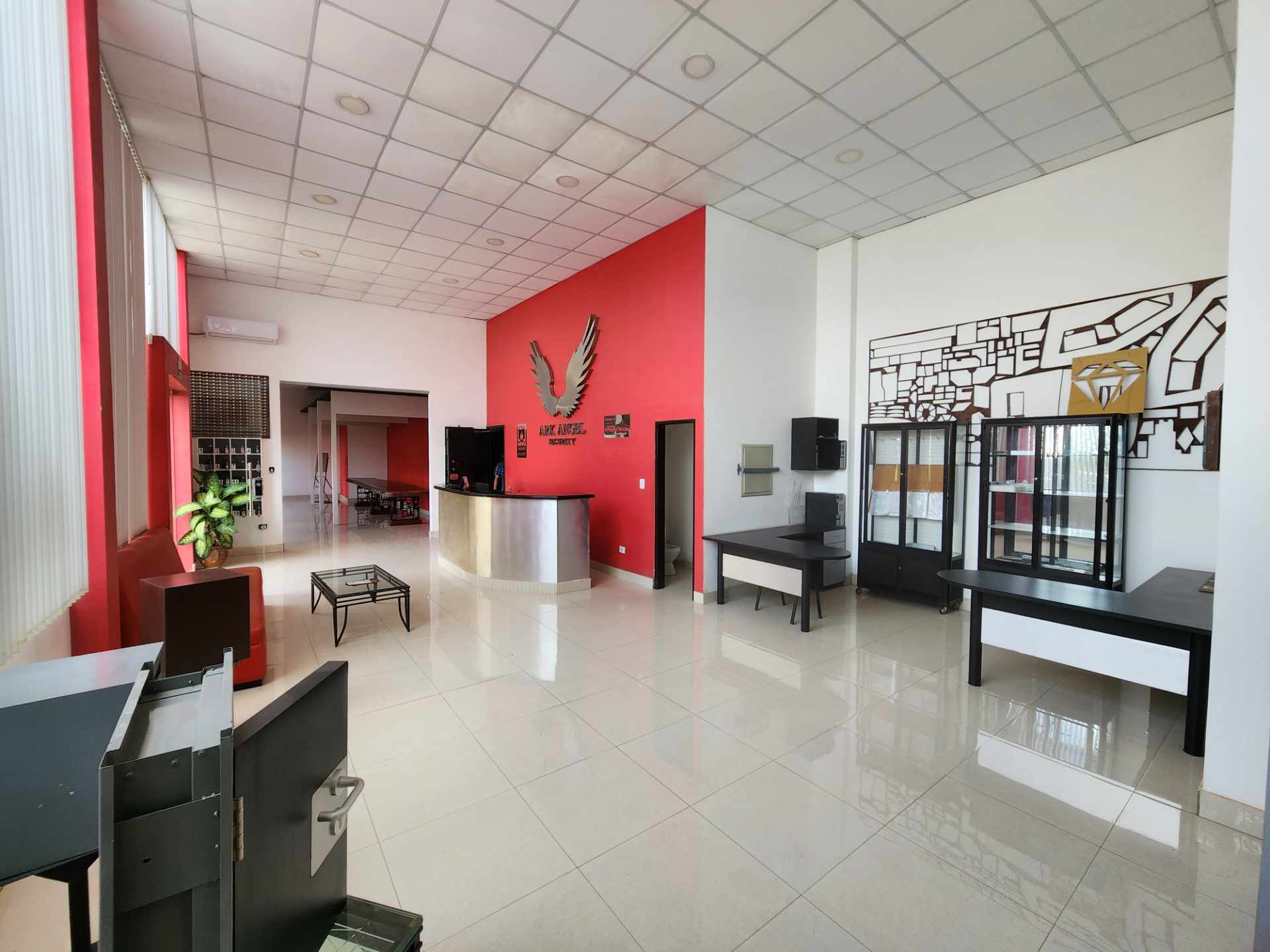 En Alquiler a $us 5,800 Foto 21