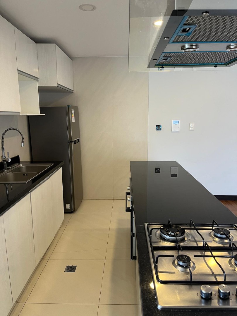 Departamento en AlquilerModerno Depto. en Alquiler
1 Dormitorio, Calacoto 1 dormitorios 1 baños 1 parqueos Foto 4