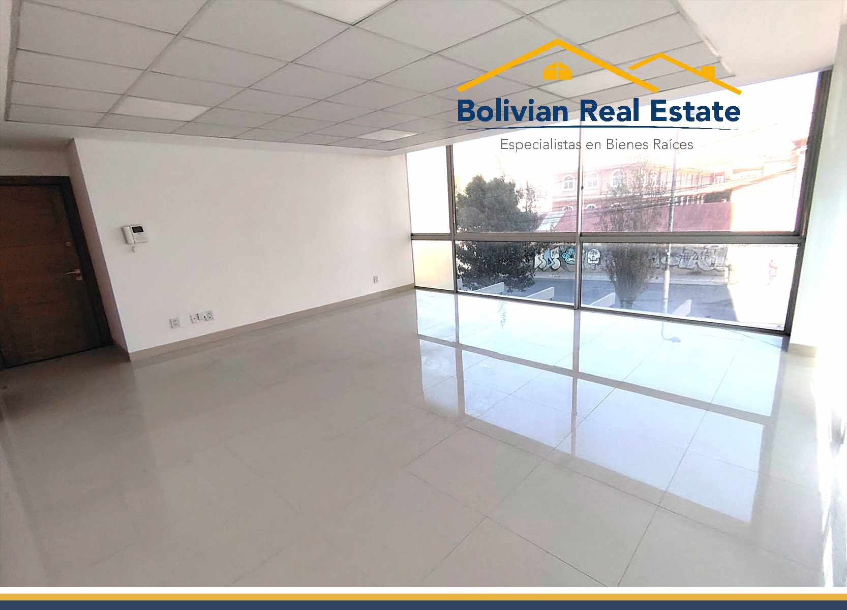 Oficina en AlquilerOBRAJES AV. HERNANDO SILES LINDA OFICINA EN ALQUILER  1 dormitorios 1 baños  Foto 2