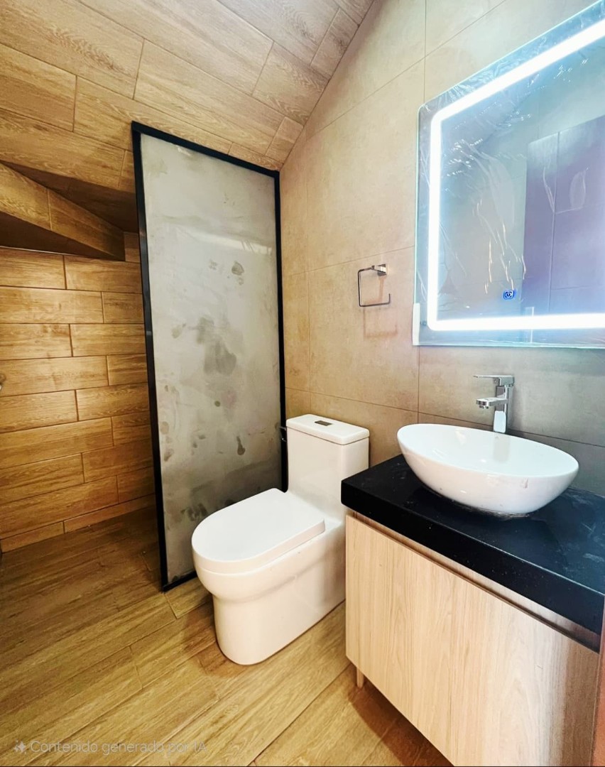Casa en VentaAv. Alemana entre 7mo y 8vo anillo Foto 7