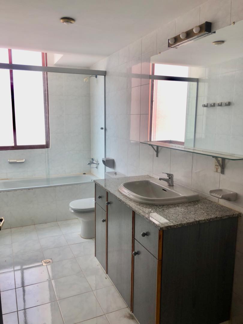 Departamento en San Alberto en La Paz 3 dormitorios 3 baños 1 parqueos Foto 11