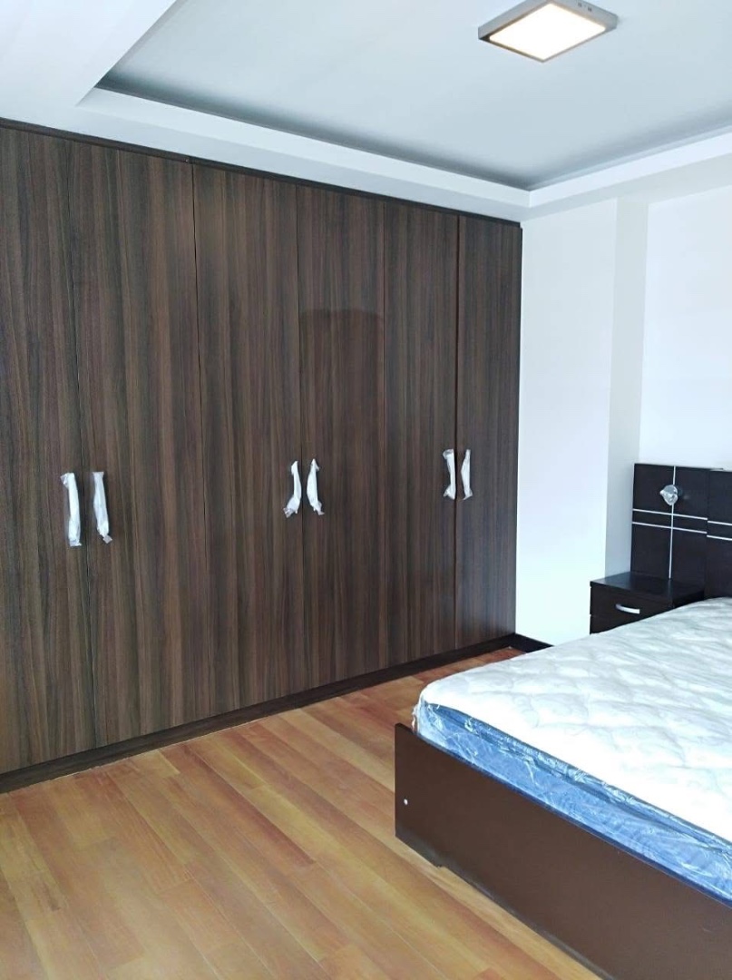 Departamento en AlquilerCALACOTO C/23 3 dormitorios 3 baños 1 parqueos Foto 4