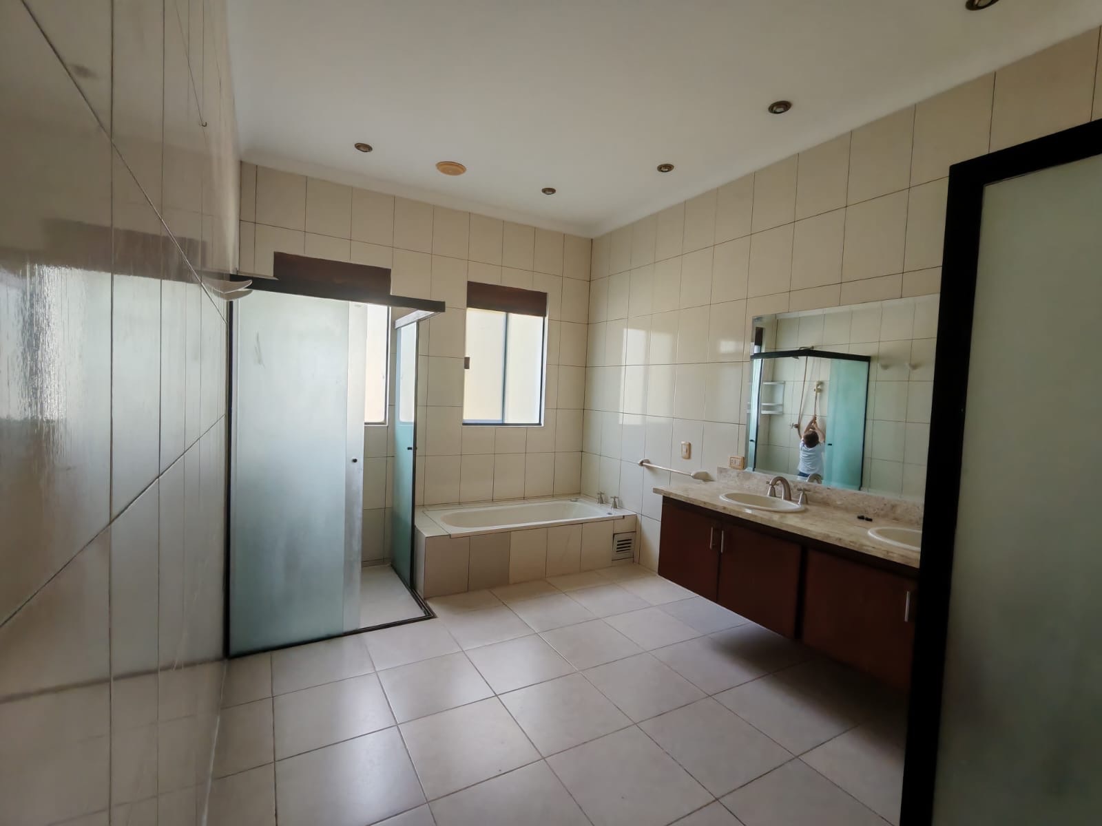 Casa en AlquilerZONA EXCLUSIVA DEL URUBO A 2 min DEL PUENTE Foto 9