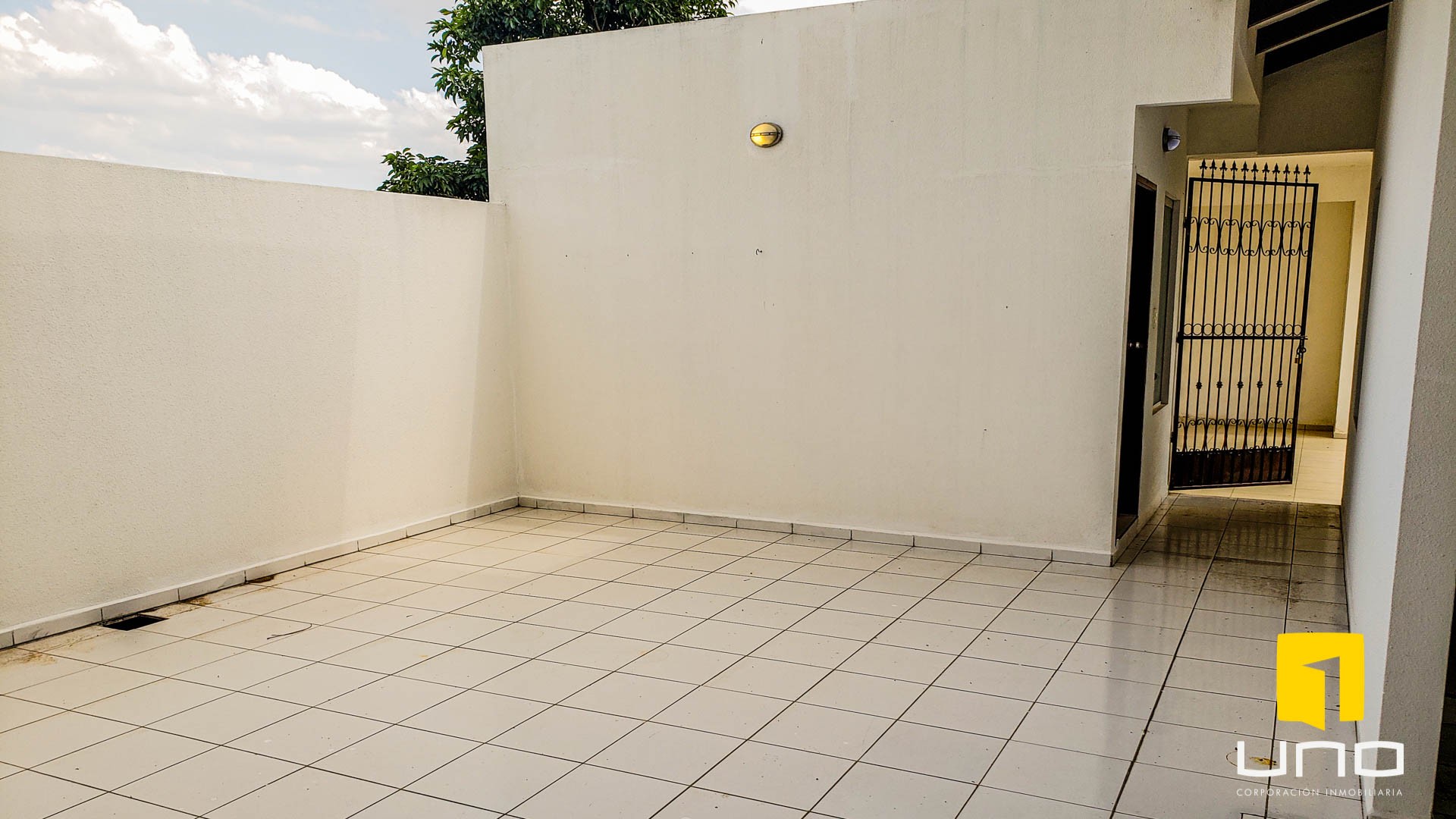 Casa CONDOMINIO LAS BRISAS MODERNA CASA EN VENTA Foto 4