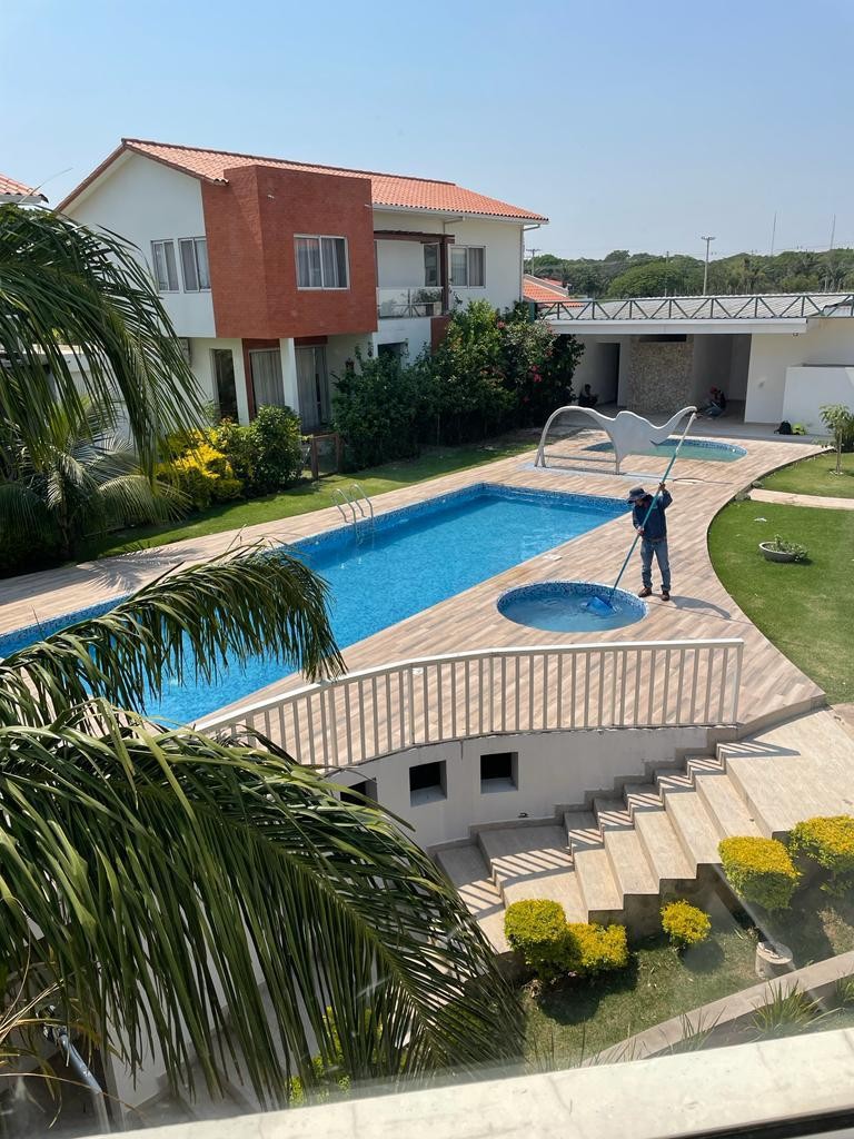 Casa en Urubó en Santa Cruz de la Sierra 3 dormitorios 5 baños 3 parqueos Foto 15