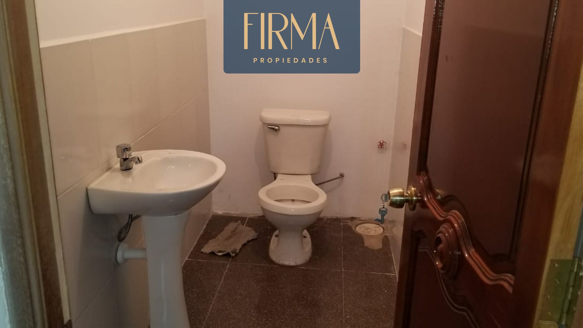 Local comercial en San Pedro en La Paz  2 baños  Foto 4