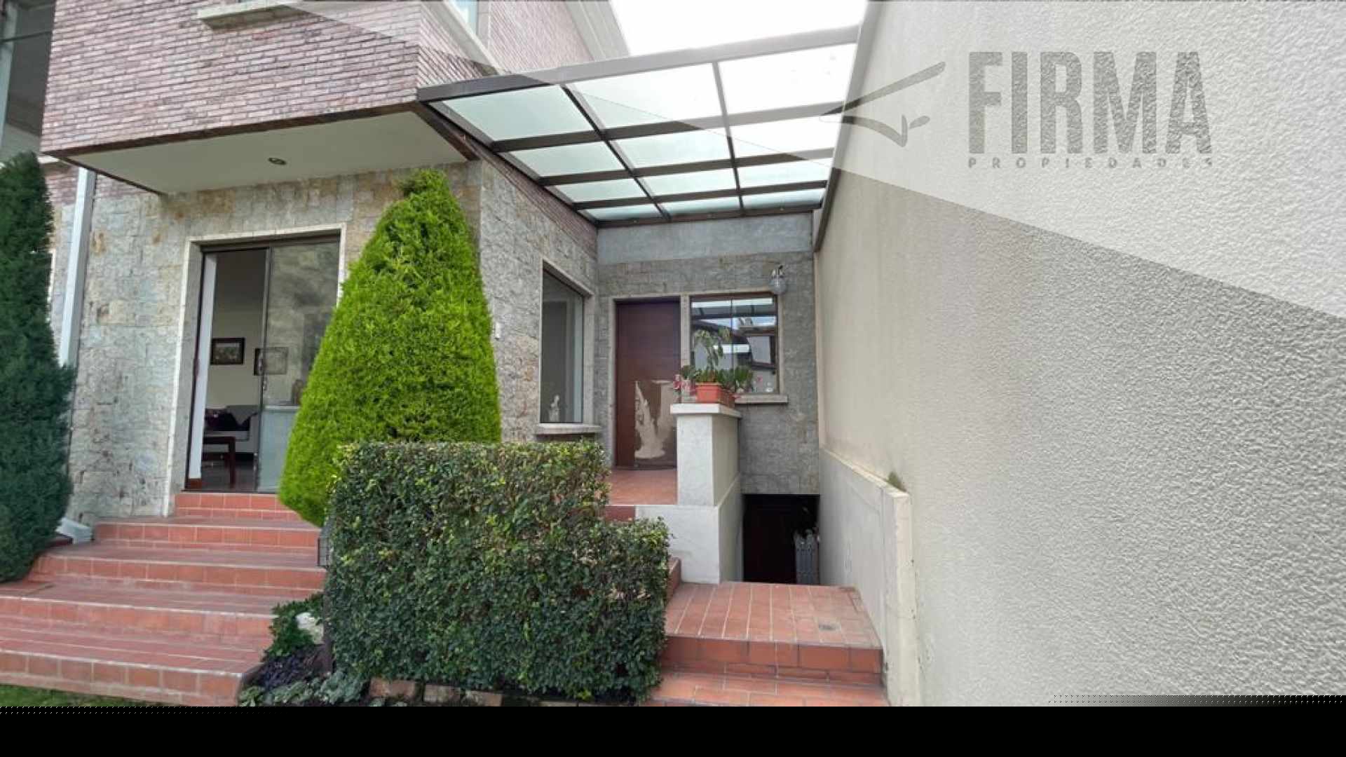 Casa en Koani en La Paz 3 dormitorios 4 baños 2 parqueos Foto 8