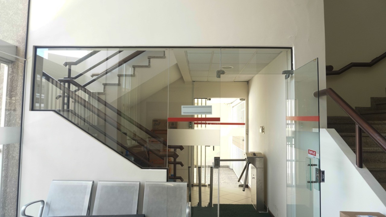 Oficina en VentaC/ Manuel Ignacio Salvatierra entre c/ Potosi y c/ Cochabamba Foto 6