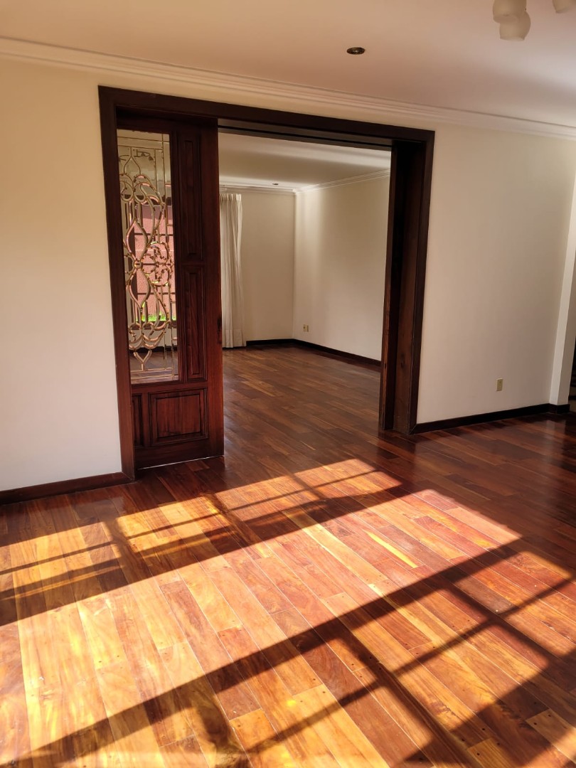 Casa en AlquilerAUQUISAMAÑA - ZONA SUR DE LA PAZ 4 dormitorios 5 baños 3 parqueos Foto 16