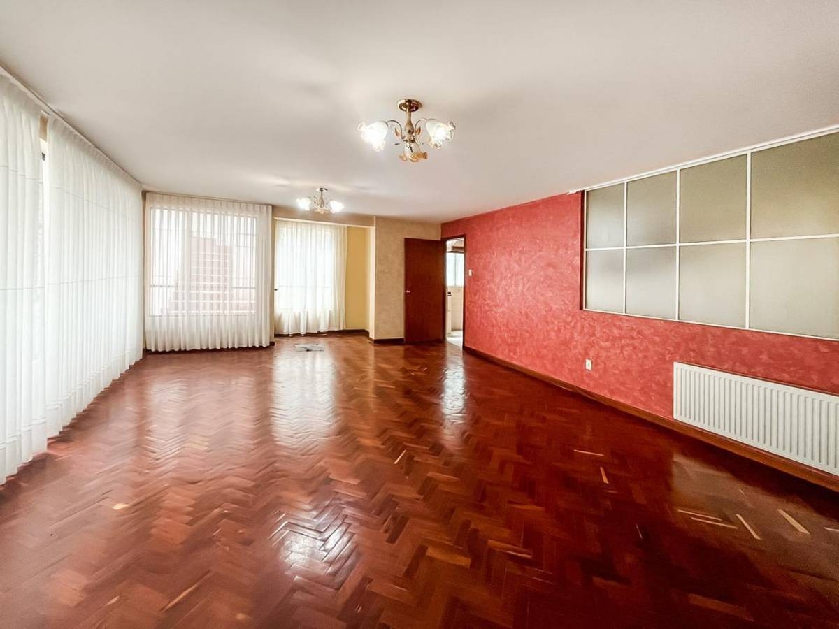 Departamento en Seguencoma en La Paz 3 dormitorios 2 baños 1 parqueos Foto 3