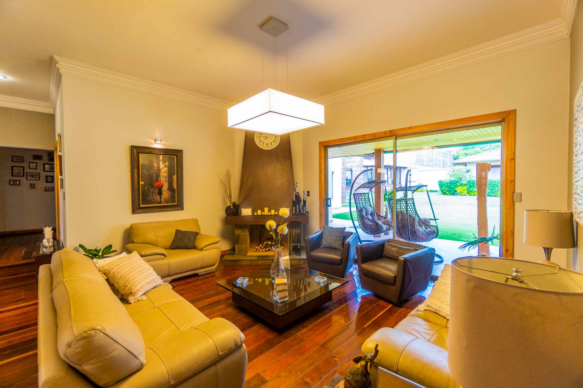 Casa en VentaFABULOSA PROPIEDAD E VENTA ZOBRE CALLE CARACOL ZONA TROJES Foto 29