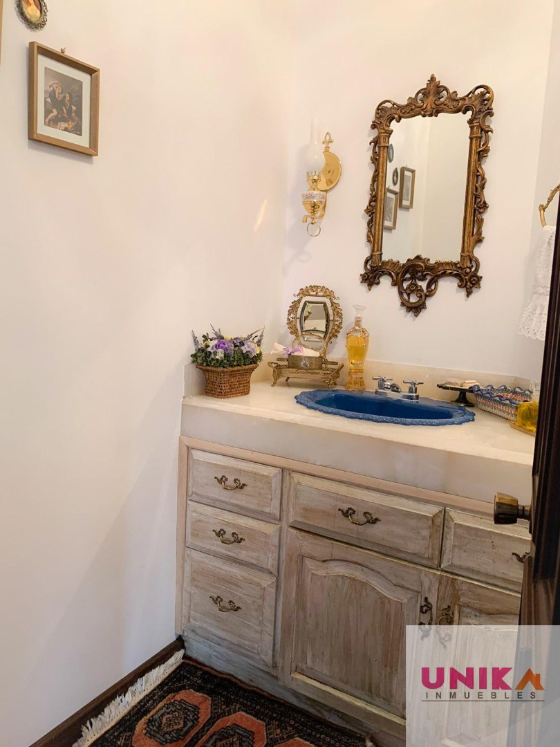 Casa en AlquilerLUJOSA CASA EN LA FLORIDA AMOBLADA  Foto 5