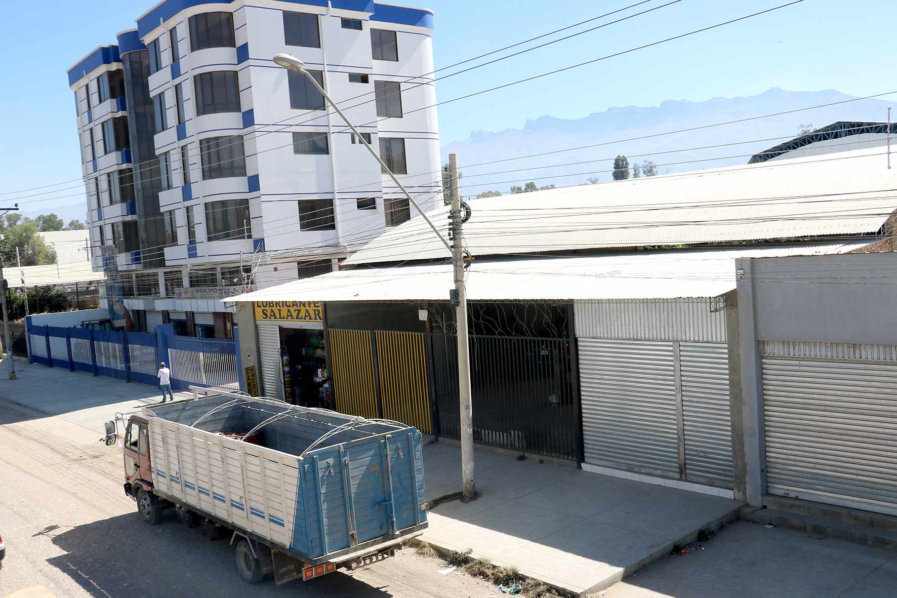 Galpón en AlquilerAv. Blanco Galindo Km 11.5 Foto 6