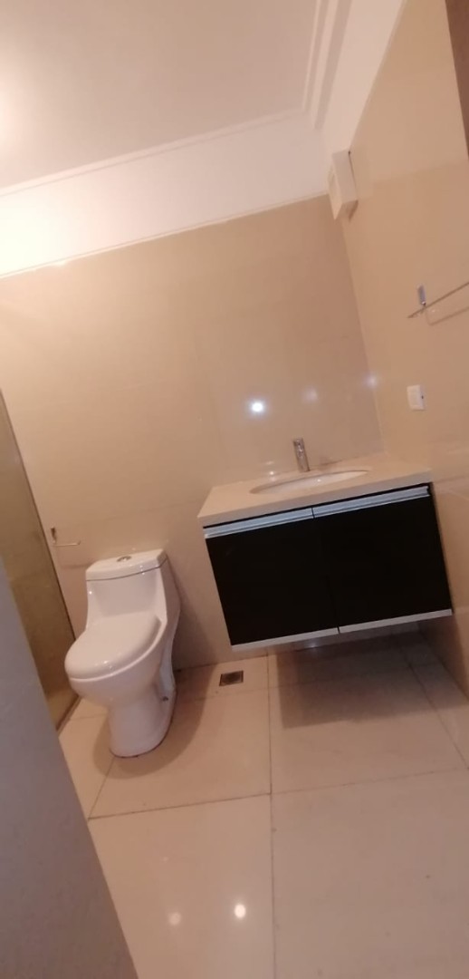 Departamento en AlquilerAvenida Velarde esquina Ana Barba Foto 8