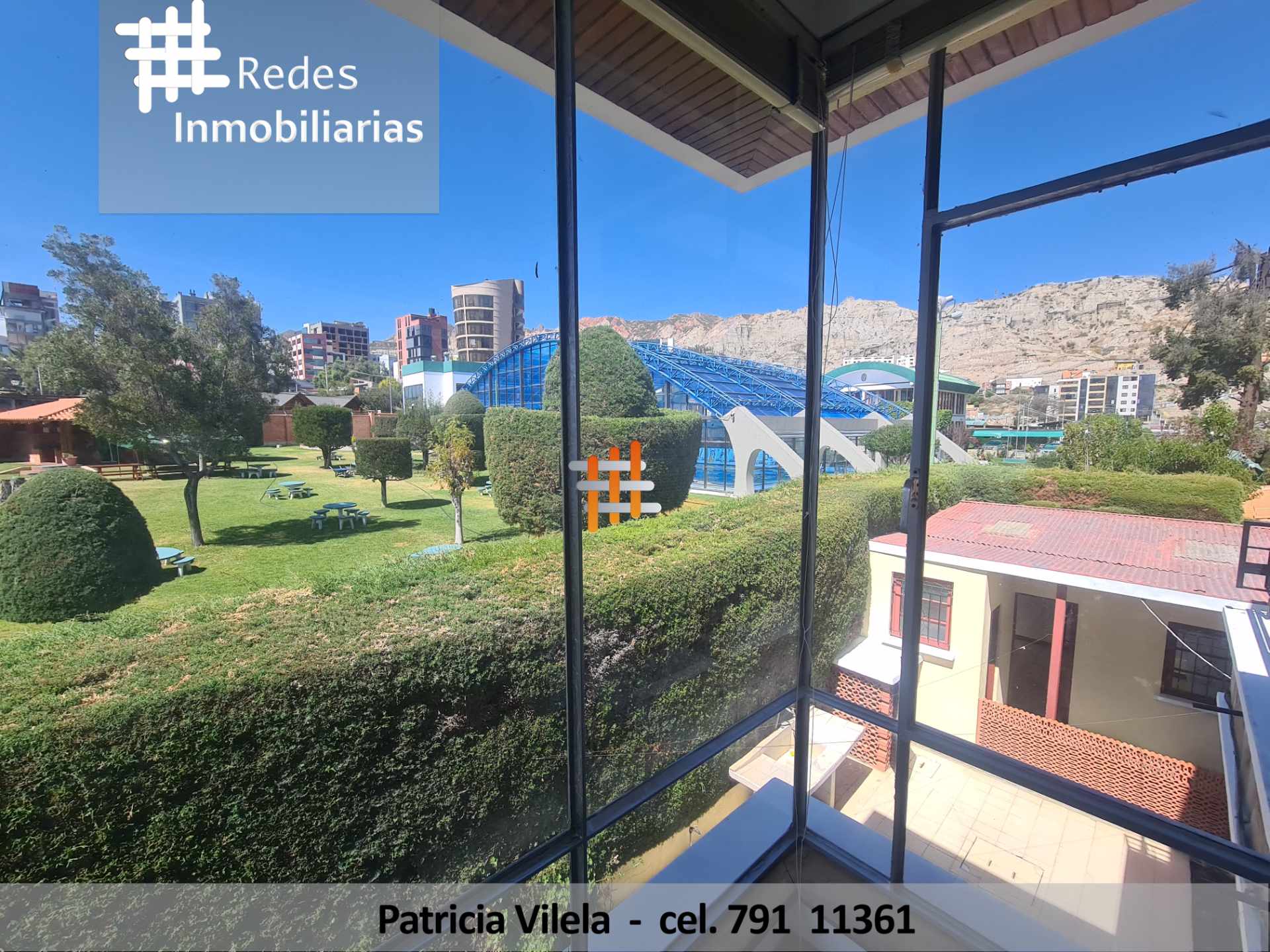Casa en Calacoto en La Paz 4 dormitorios 6 baños 3 parqueos Foto 19
