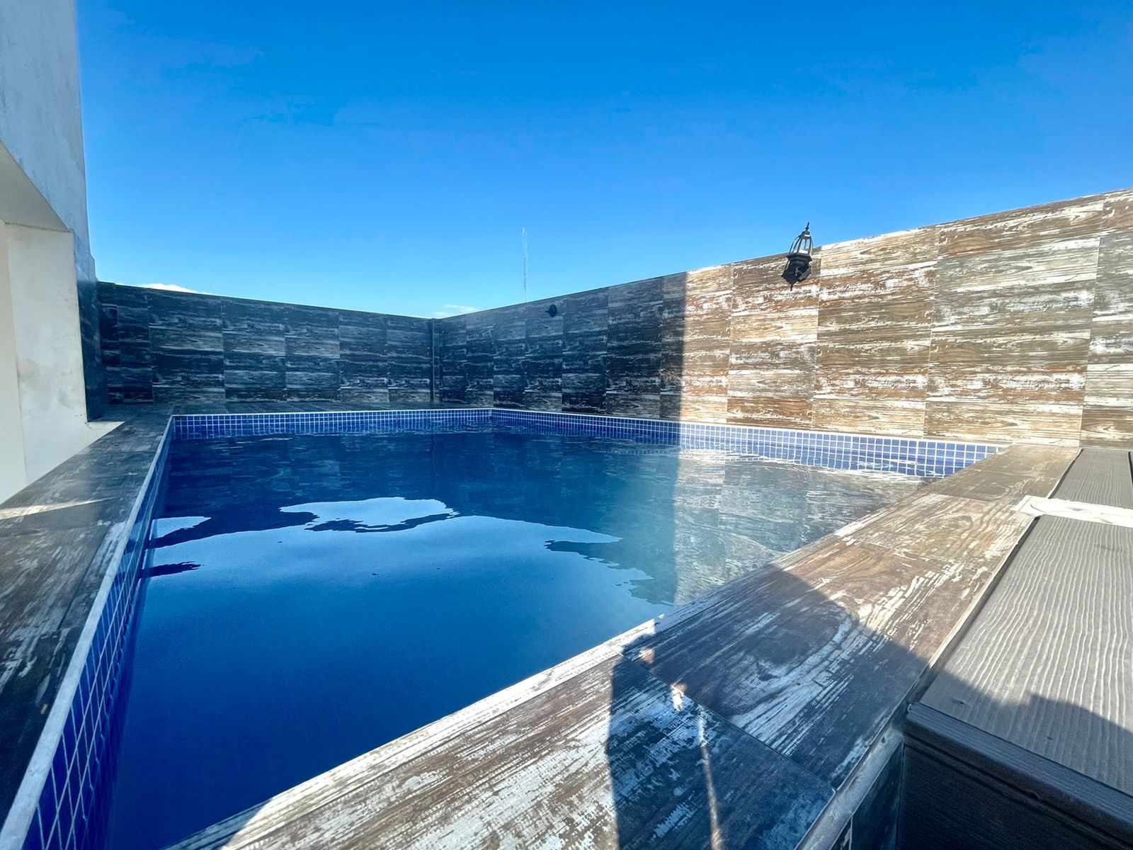 Departamento en Entre 1er y 2do anillo Oeste en Santa Cruz de la Sierra 1 dormitorios 1 baños  Foto 3